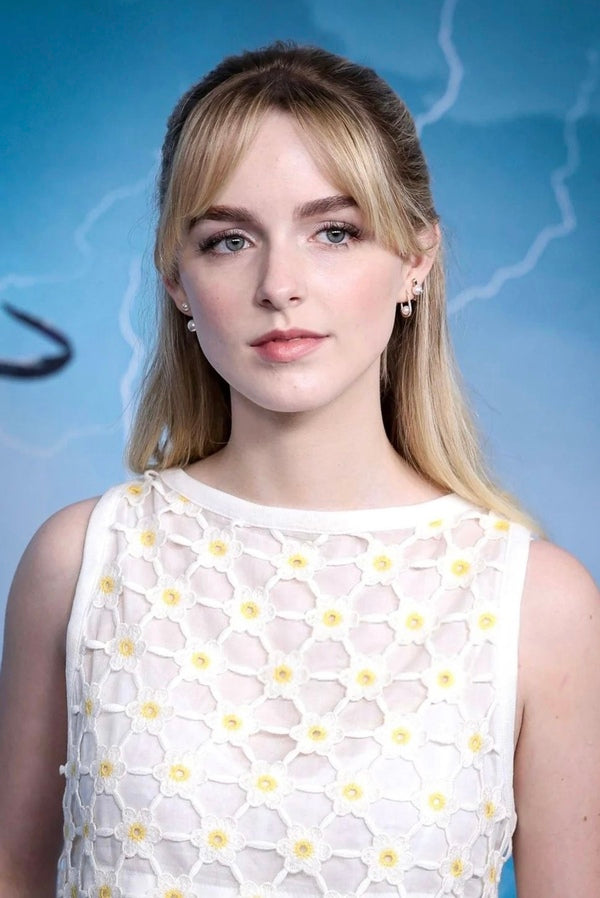 Mckenna Grace / BUMBLE BEE Earring
