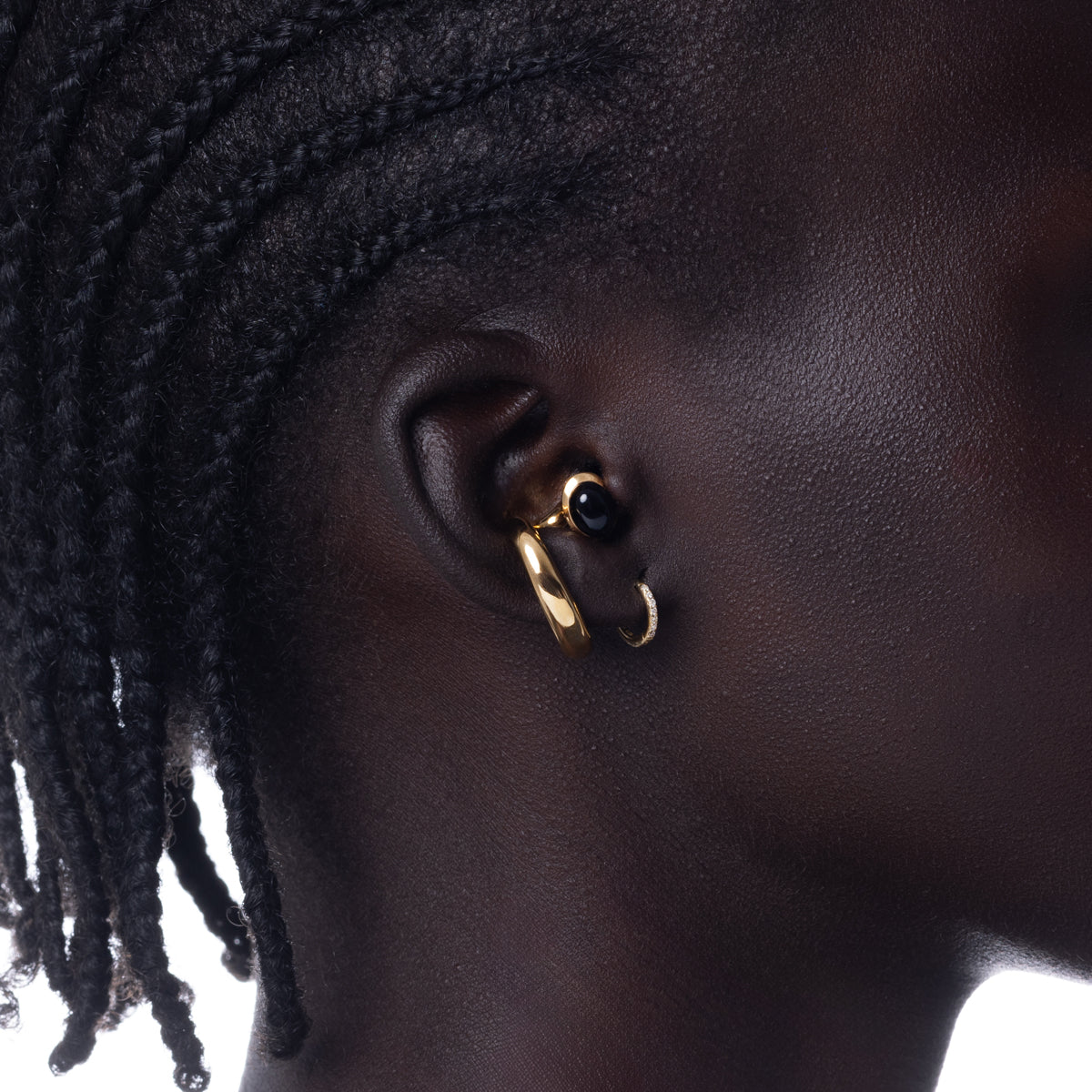 PARAKEET Cabochon Onyx Ear Cuff Gold Plated