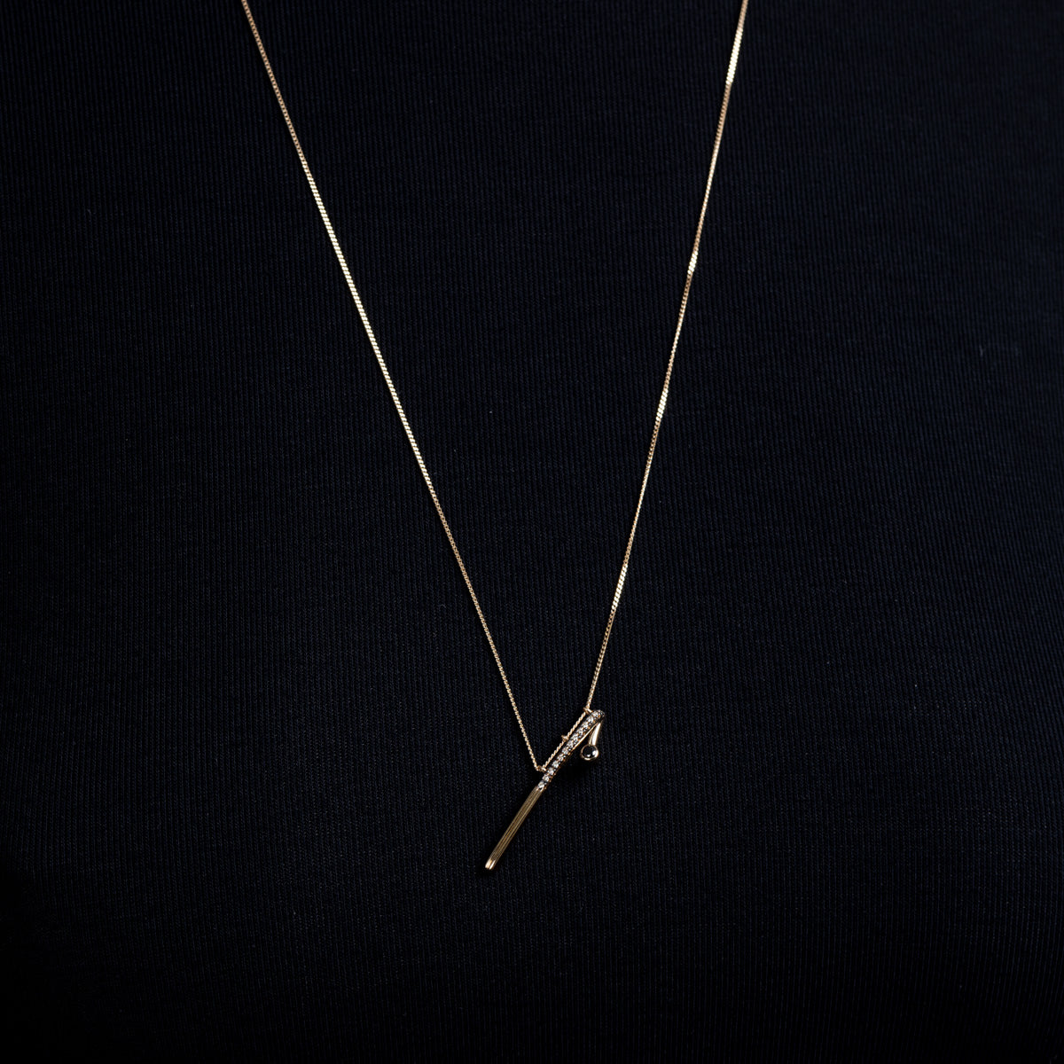 DROSERA Black and White Diamond Long Bar Necklace