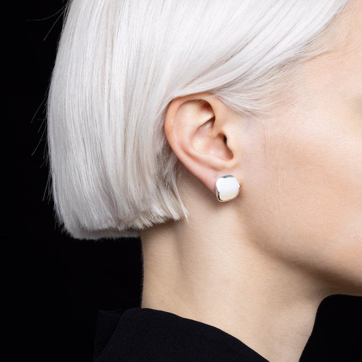 EQUINOX-Pyramid White Agate Earring