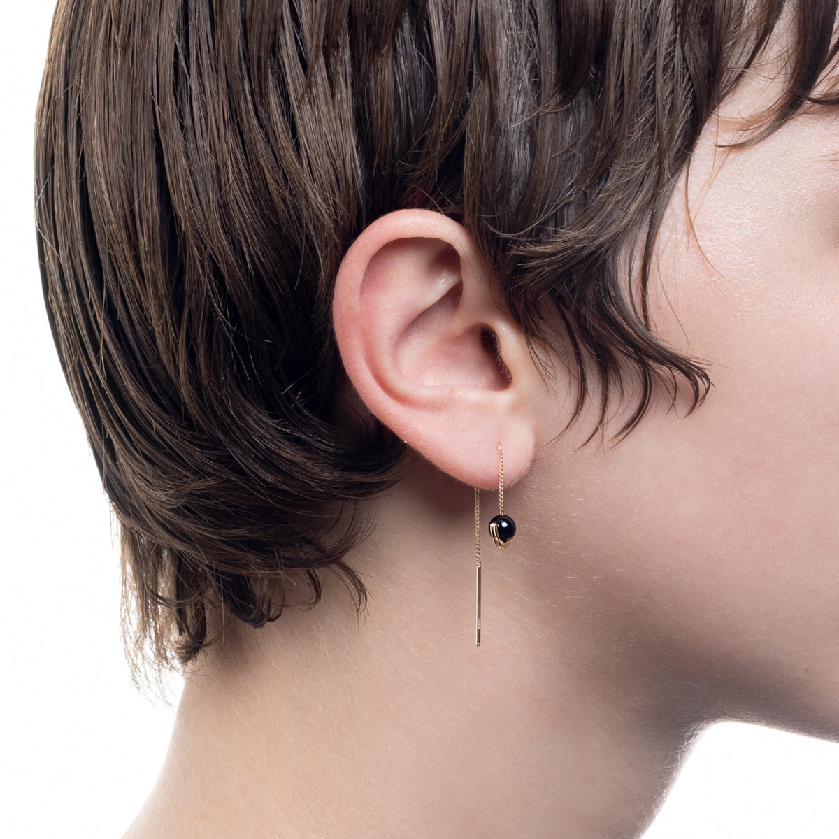 Mini BELUGA Onyx Chain Earring