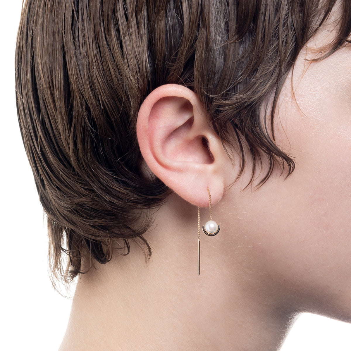 Mini BELUGA Pearl Chain Earring