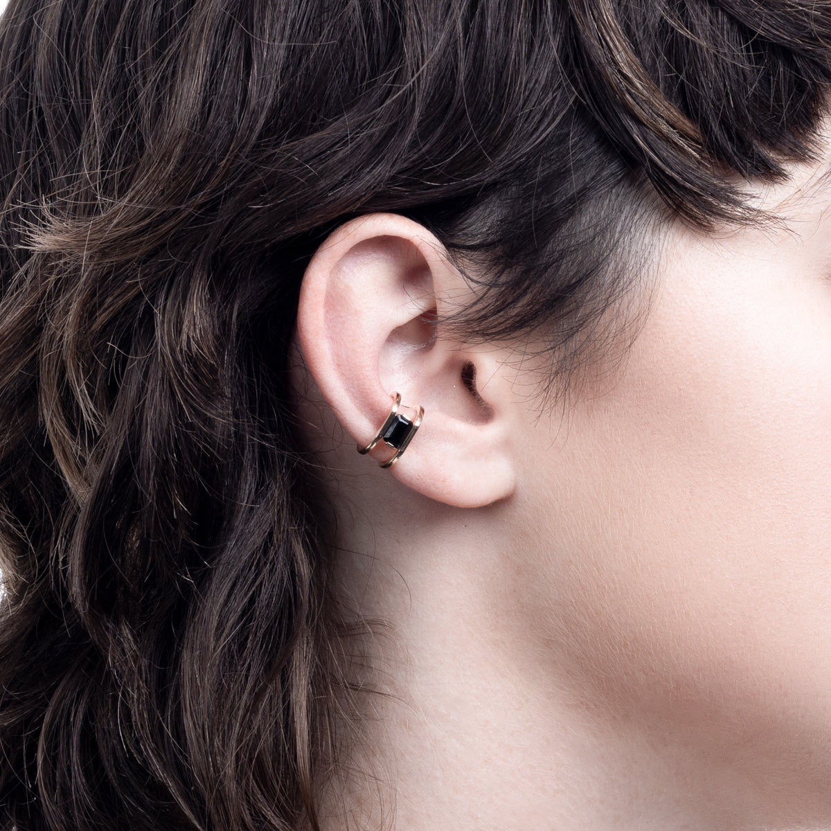 BIRD OF PARADISE Onyx Ear Cuff