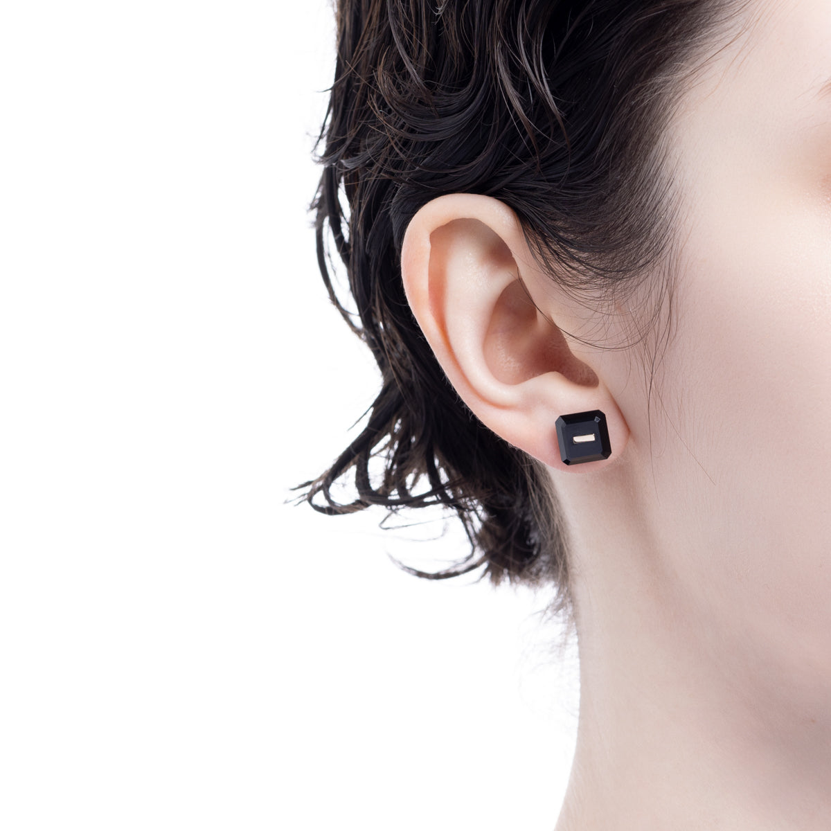 BIRD OF PARADISE Naked Square Stone Stud Earring, Onyx