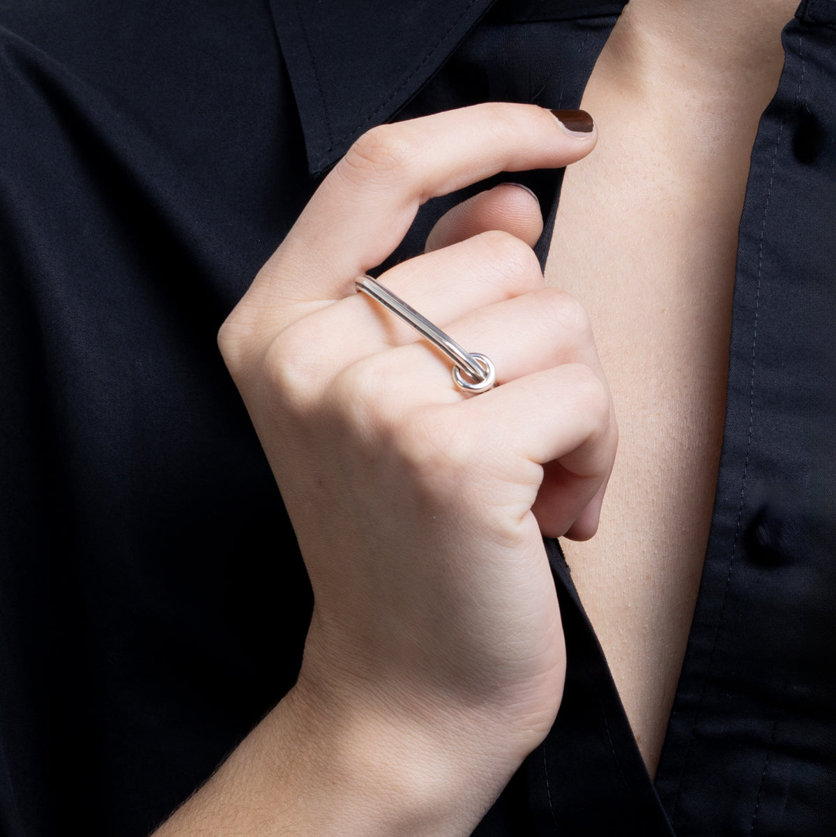 DUNE Double Finger Ring