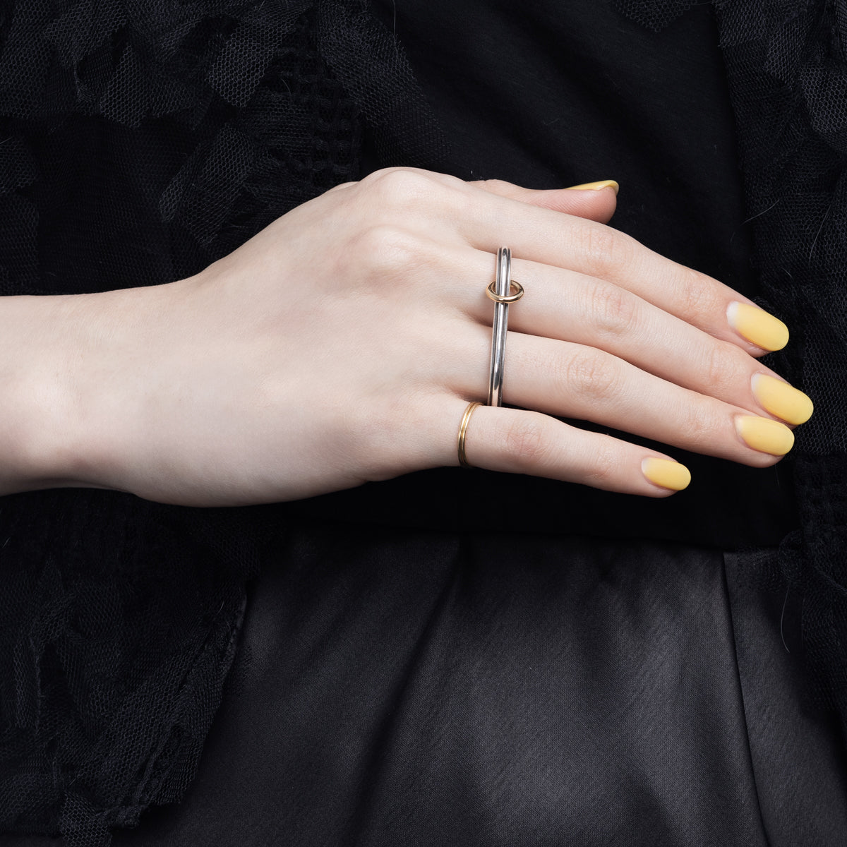 DUNE Double Finger Ring