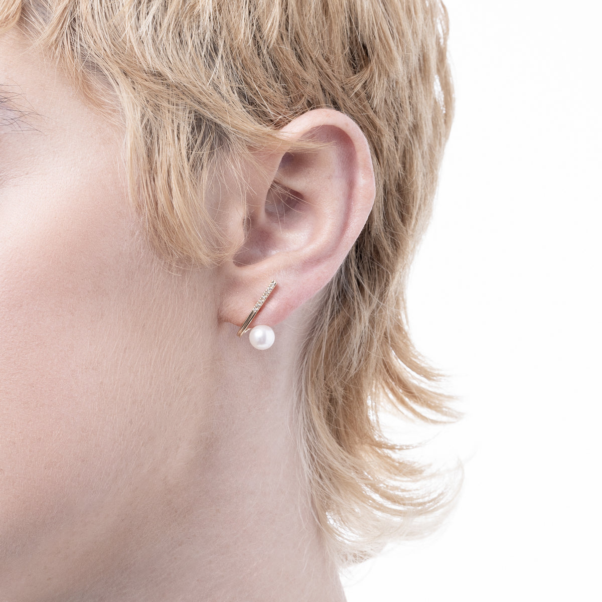 DROSERA Diamond Akoya Pearl Earring for Left ear