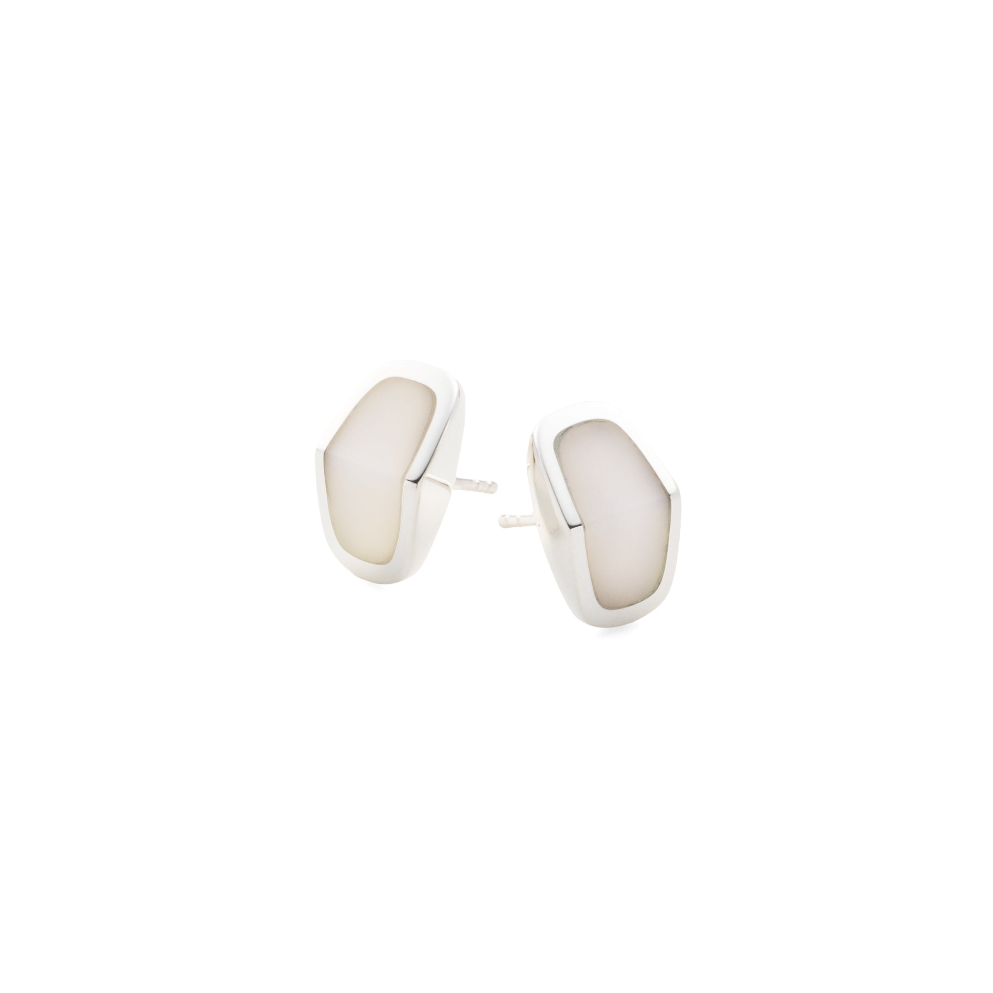 EQUINOX-Pyramid White Agate Narrow Earring