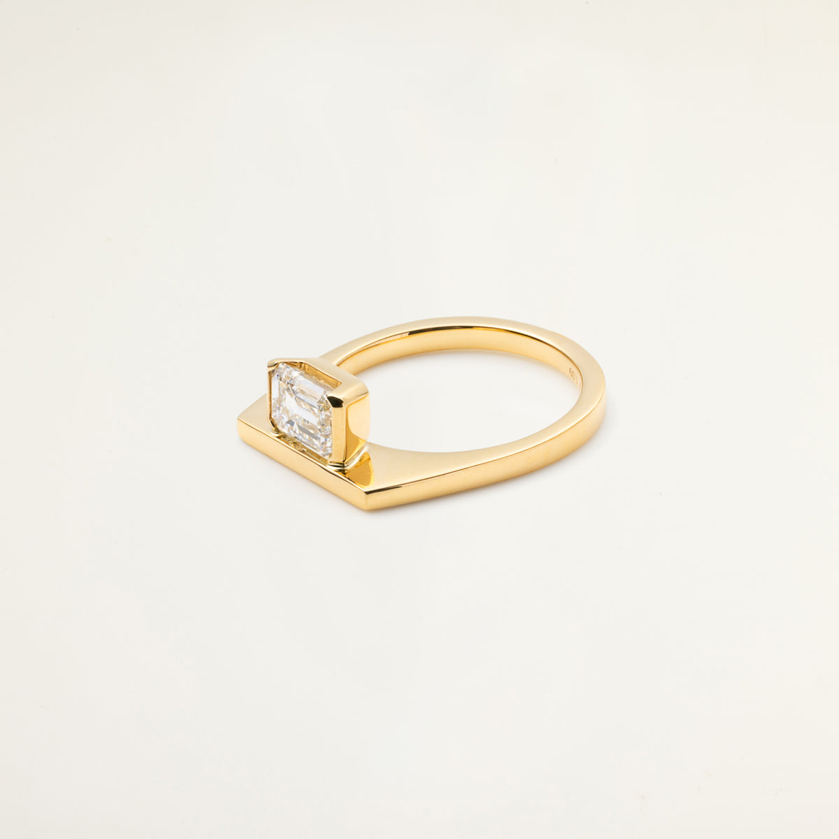 L.a.brown HYPNOTIC Emerald Cut Diamond Ring