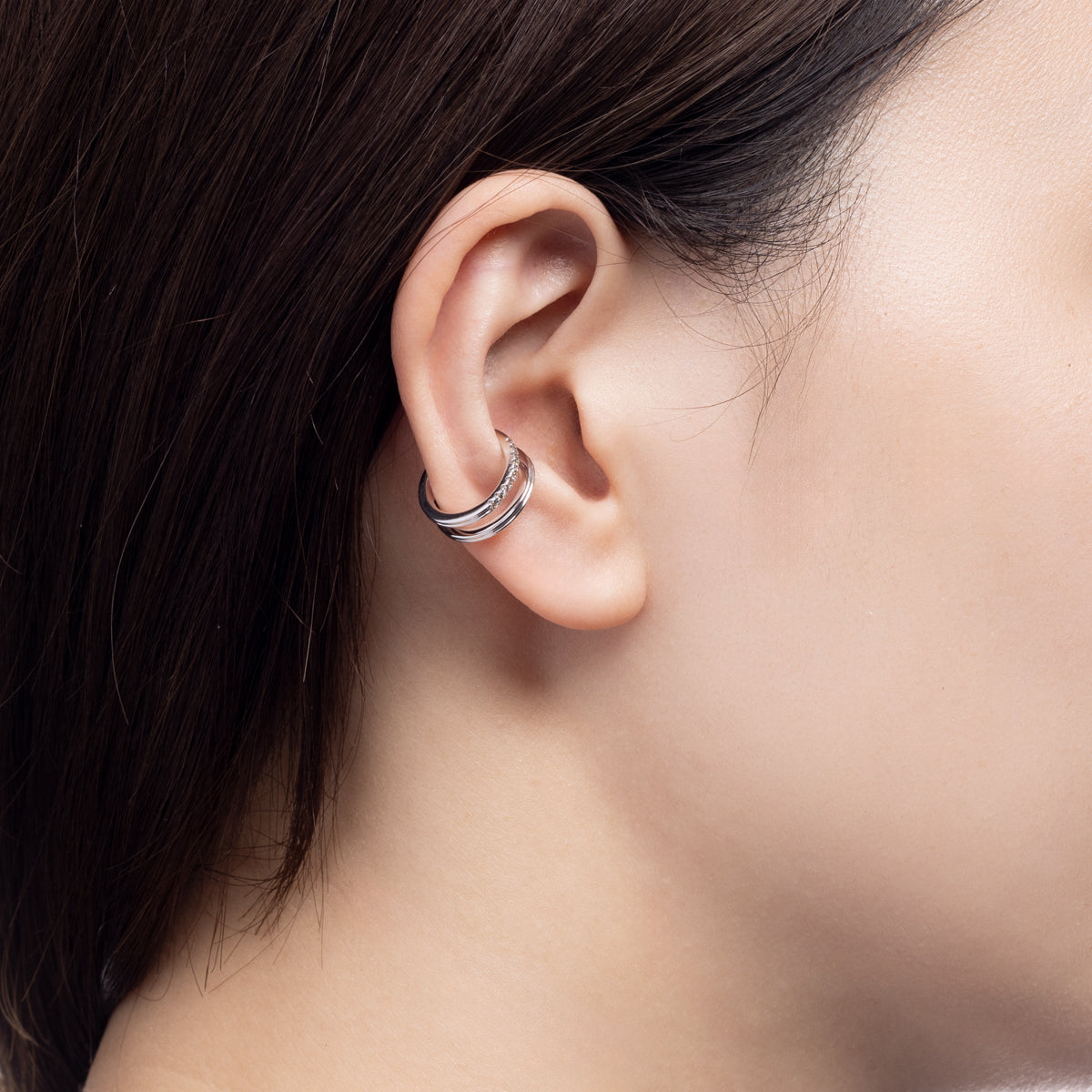 GOSSAMER Double Line Diamond Ear Cuff