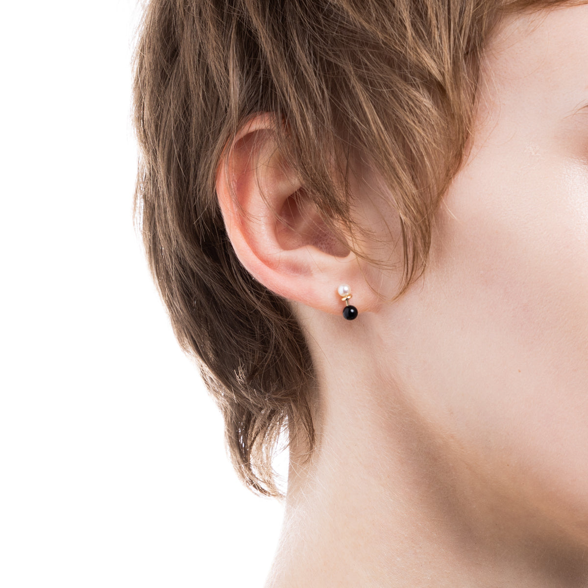 HONEY ANT Akoya Pearl Onyx Earring