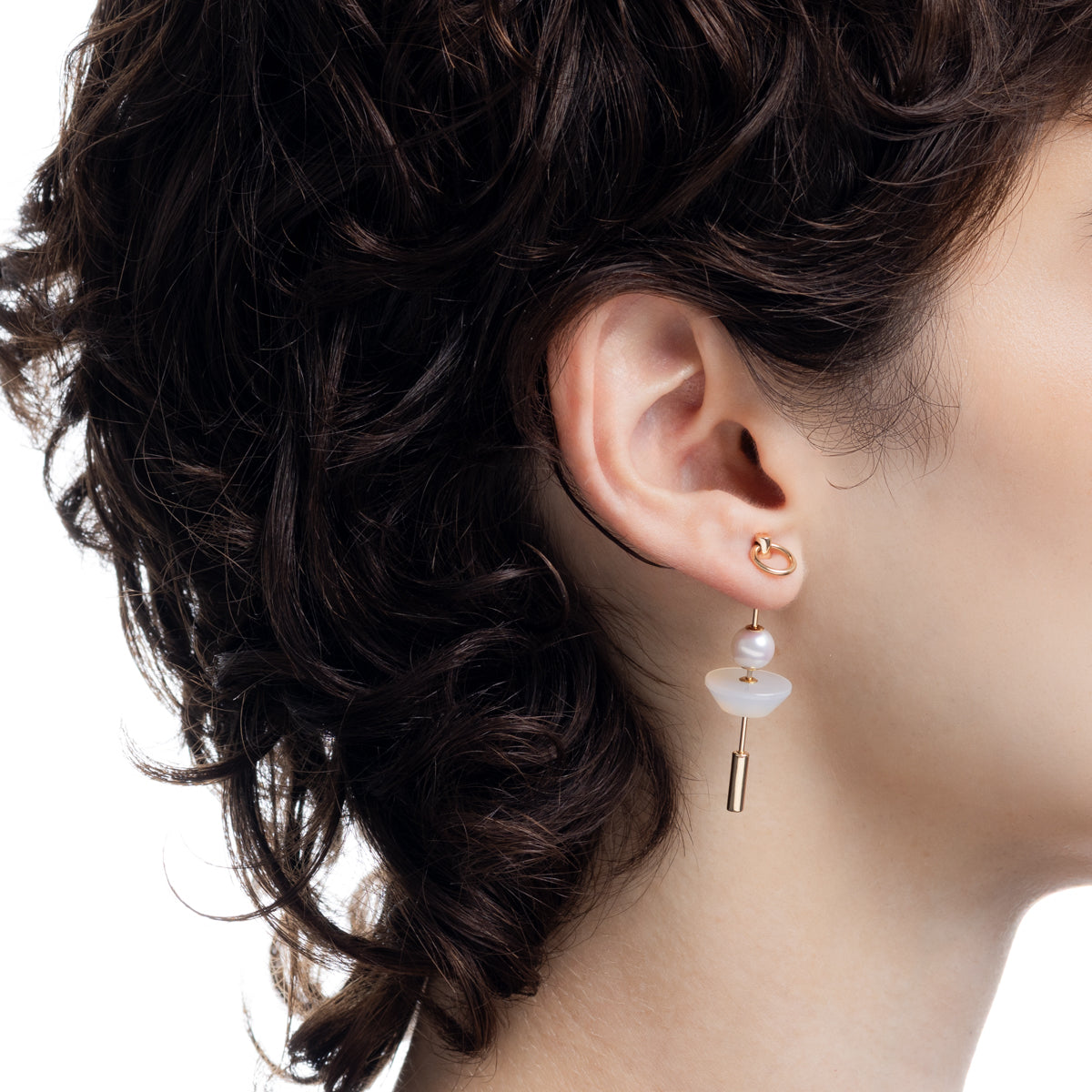 SPEAR Door Knocker Earring Large size, Akoya Pearl&White Chalcedony