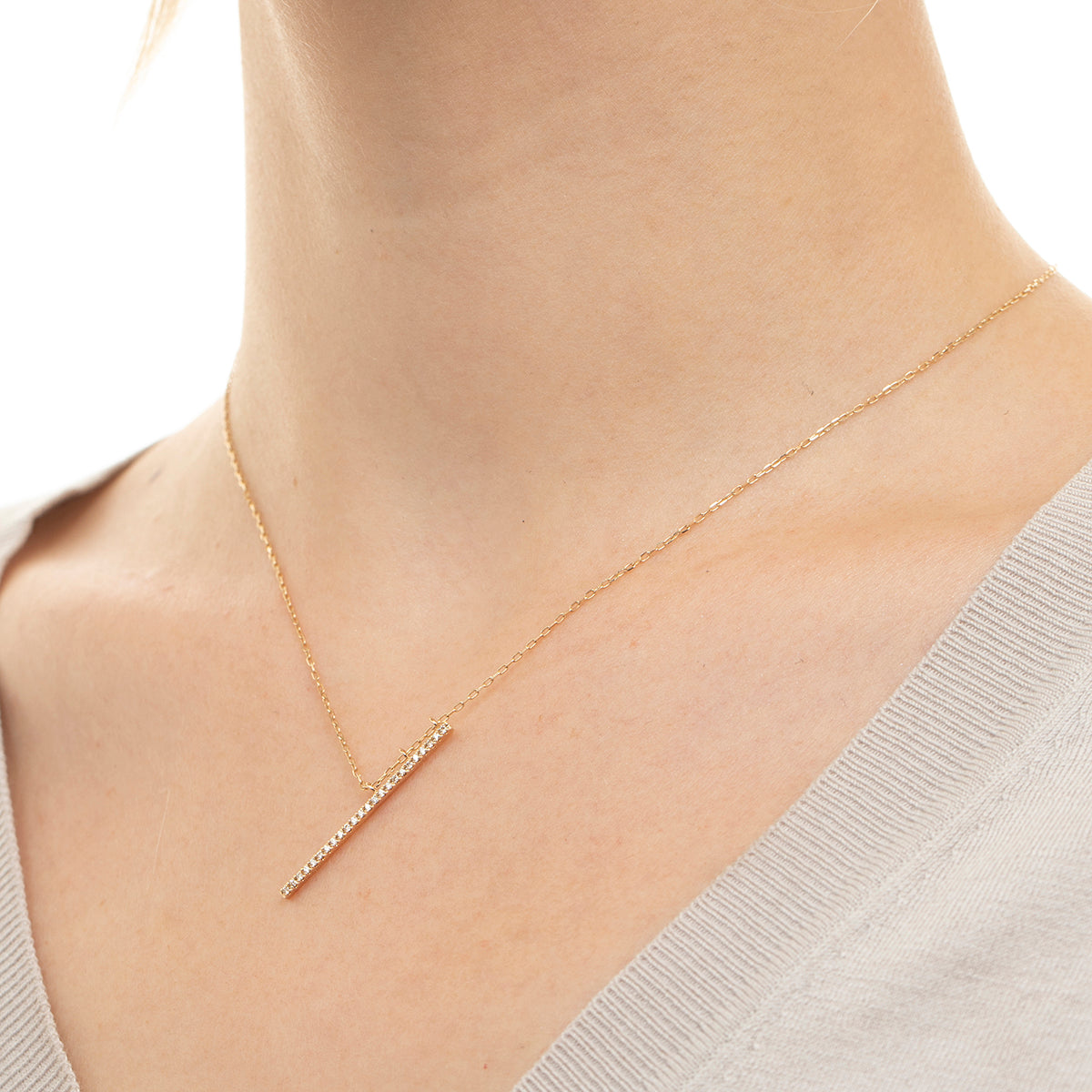 GOSSAMER Obliqueness Diamond Bar Necklace