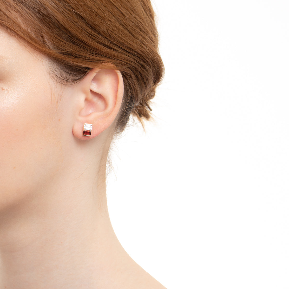 BIRD OF PARADISE Stud Earring Garnet & White Topaz