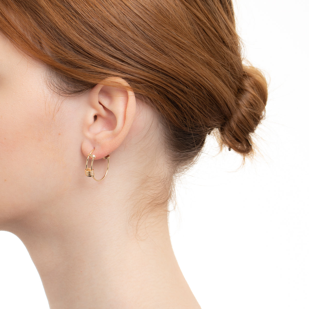 【Made-To-Order】 CONTORTIONIST Hoop Earring Medium size