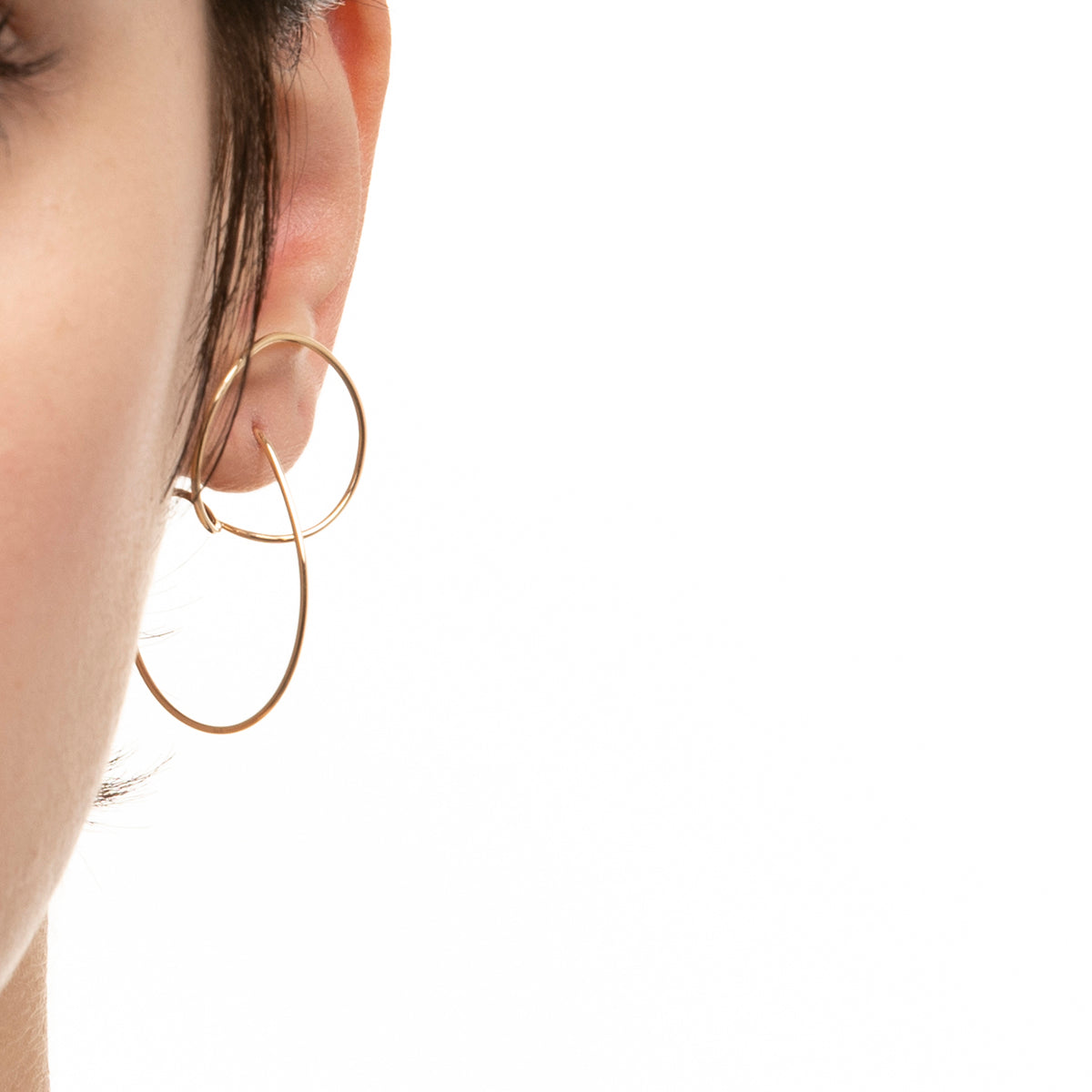 ALL ABOUT BASICS Double Hoop Floating Earring Small size