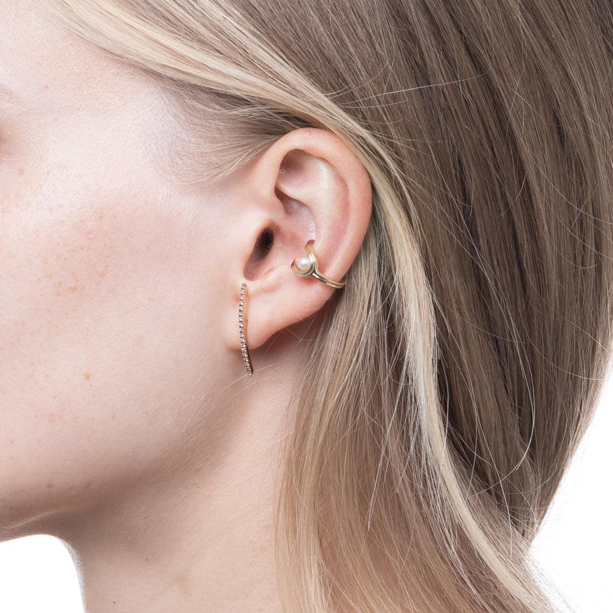 GOSSAMER Diamond Long Bar Earring