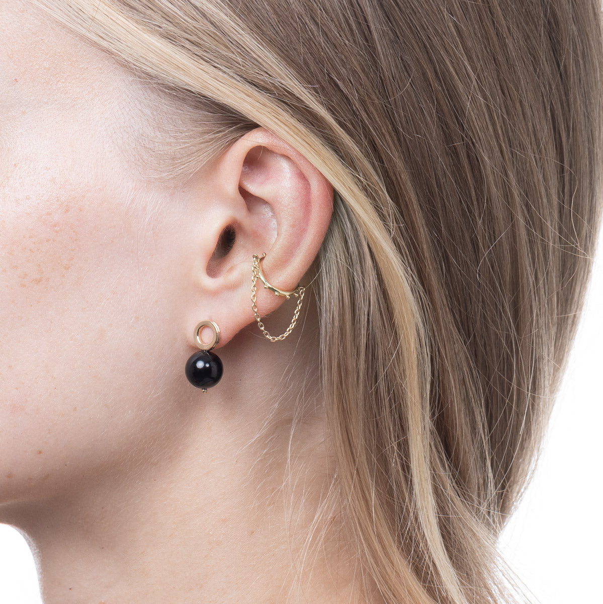 SEA ANEMONE Chain Ear Cuff