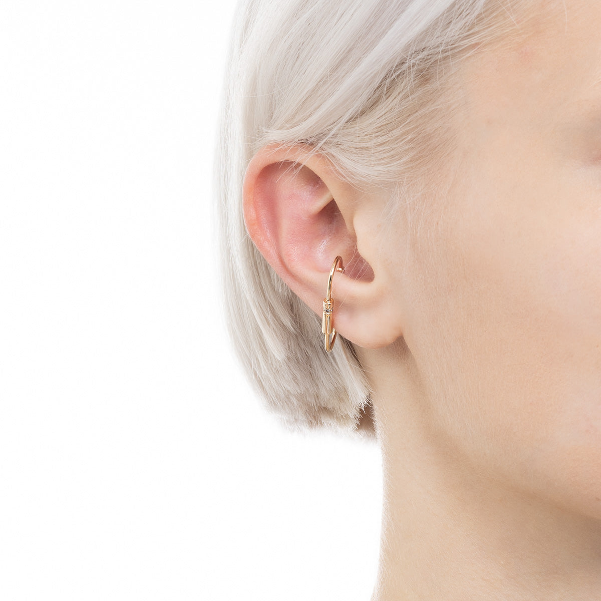 MIRÓ Diamond Ear Cuff Medium size