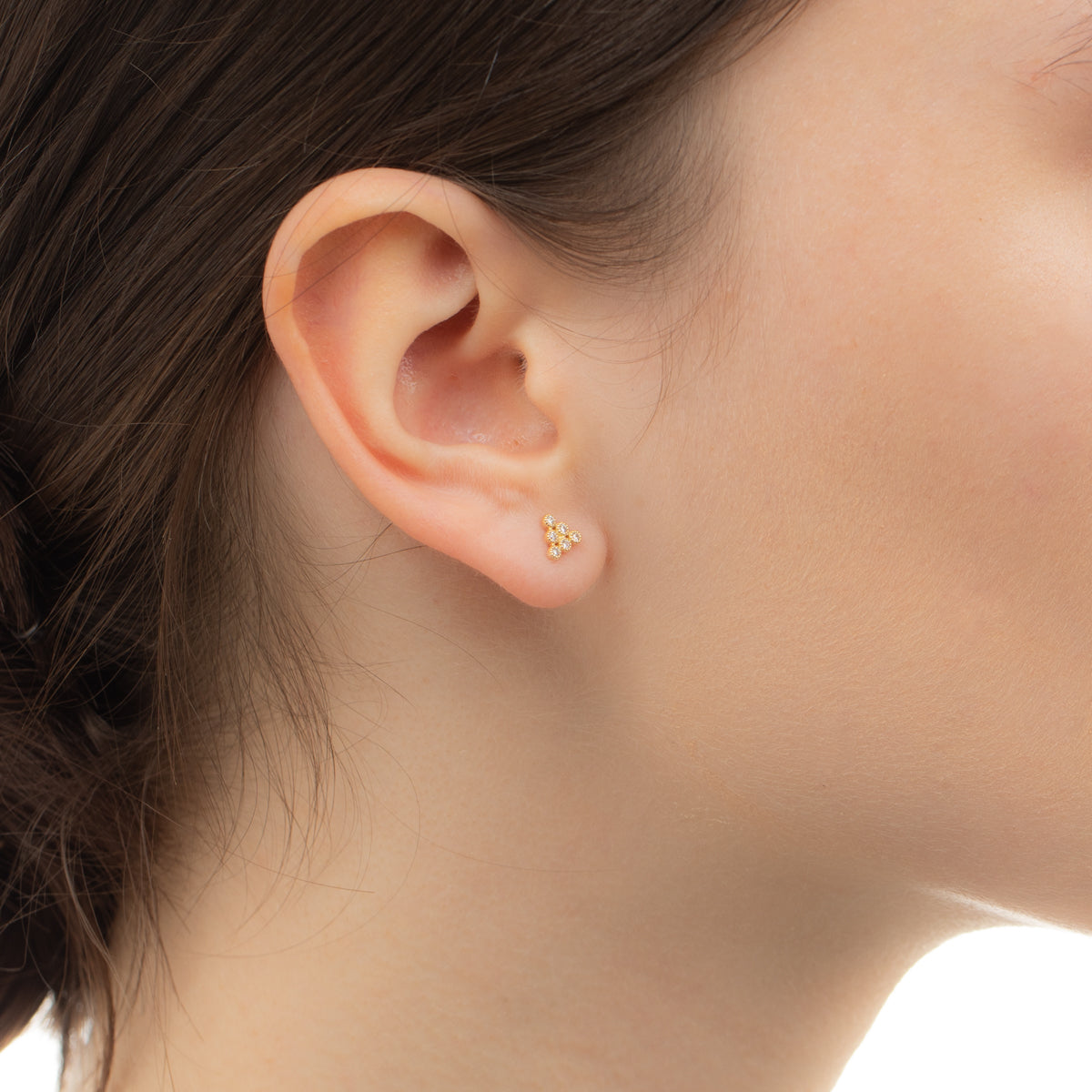 18K ALL ABOUT BASICS Pyramid Diamond Earring Medium size