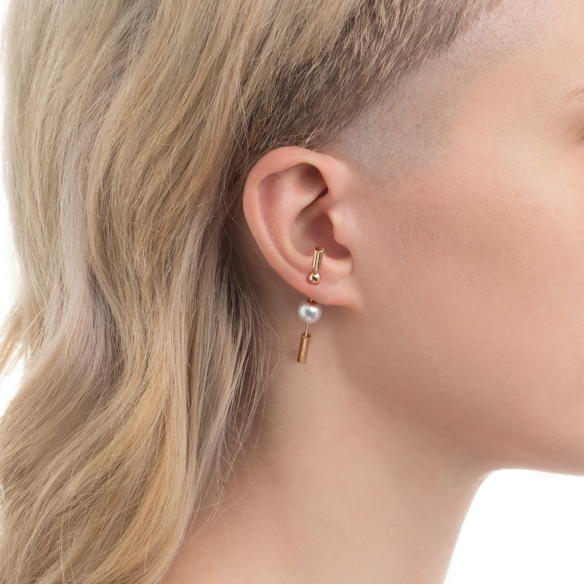 Short SPEAR Earring, Pearl