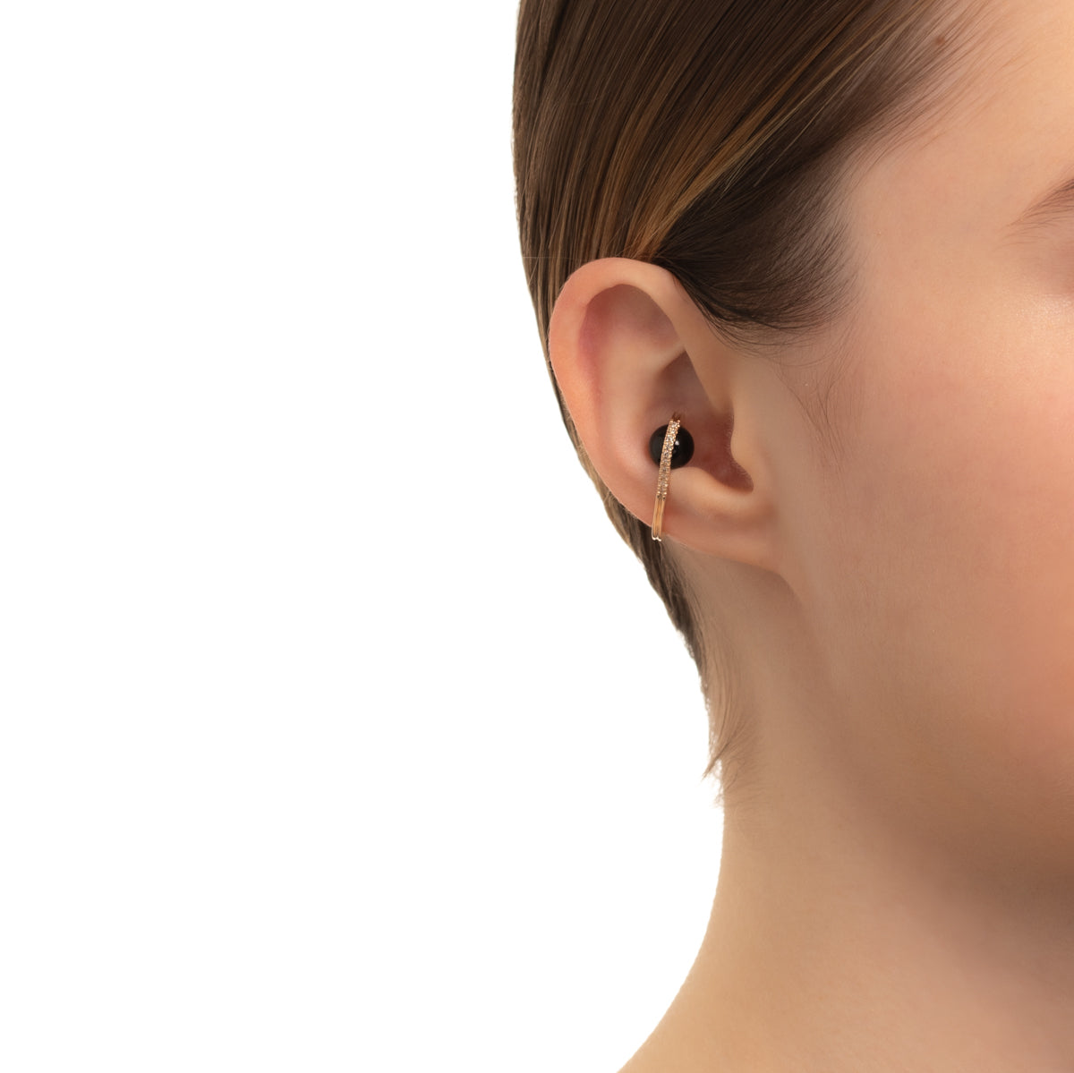 BELUGA Onyx Diamond Ear Cuff