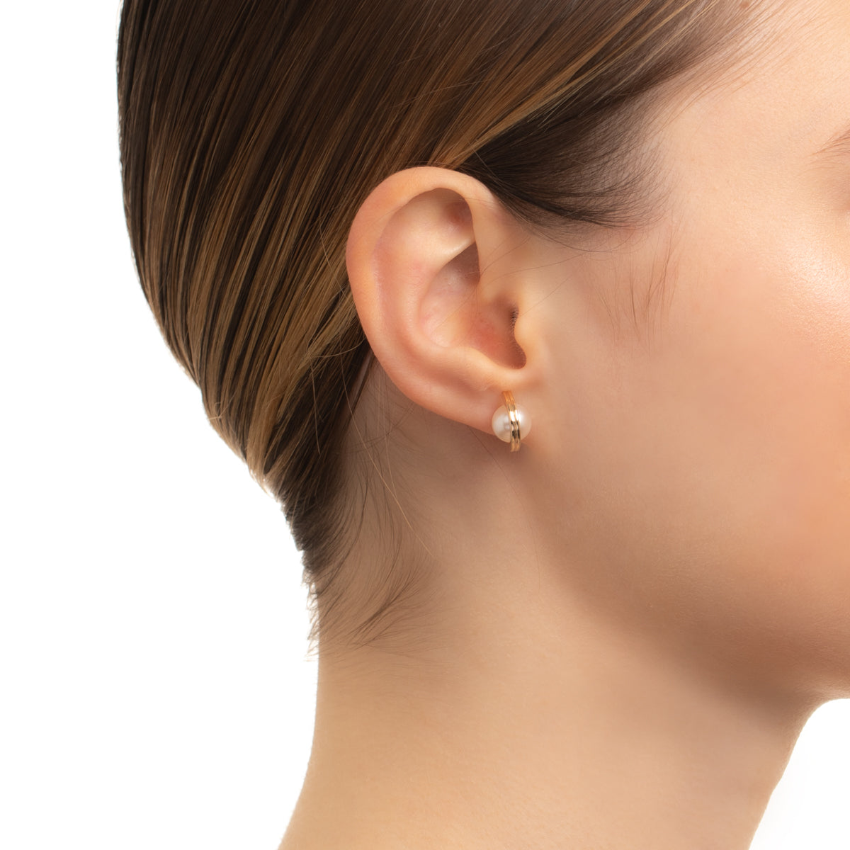 BELUGA Pearl Earring Medium size
