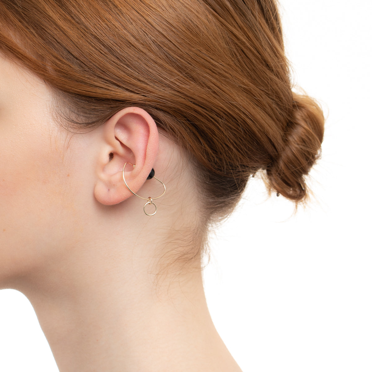 MIRÓ Onyx Ear Cuff