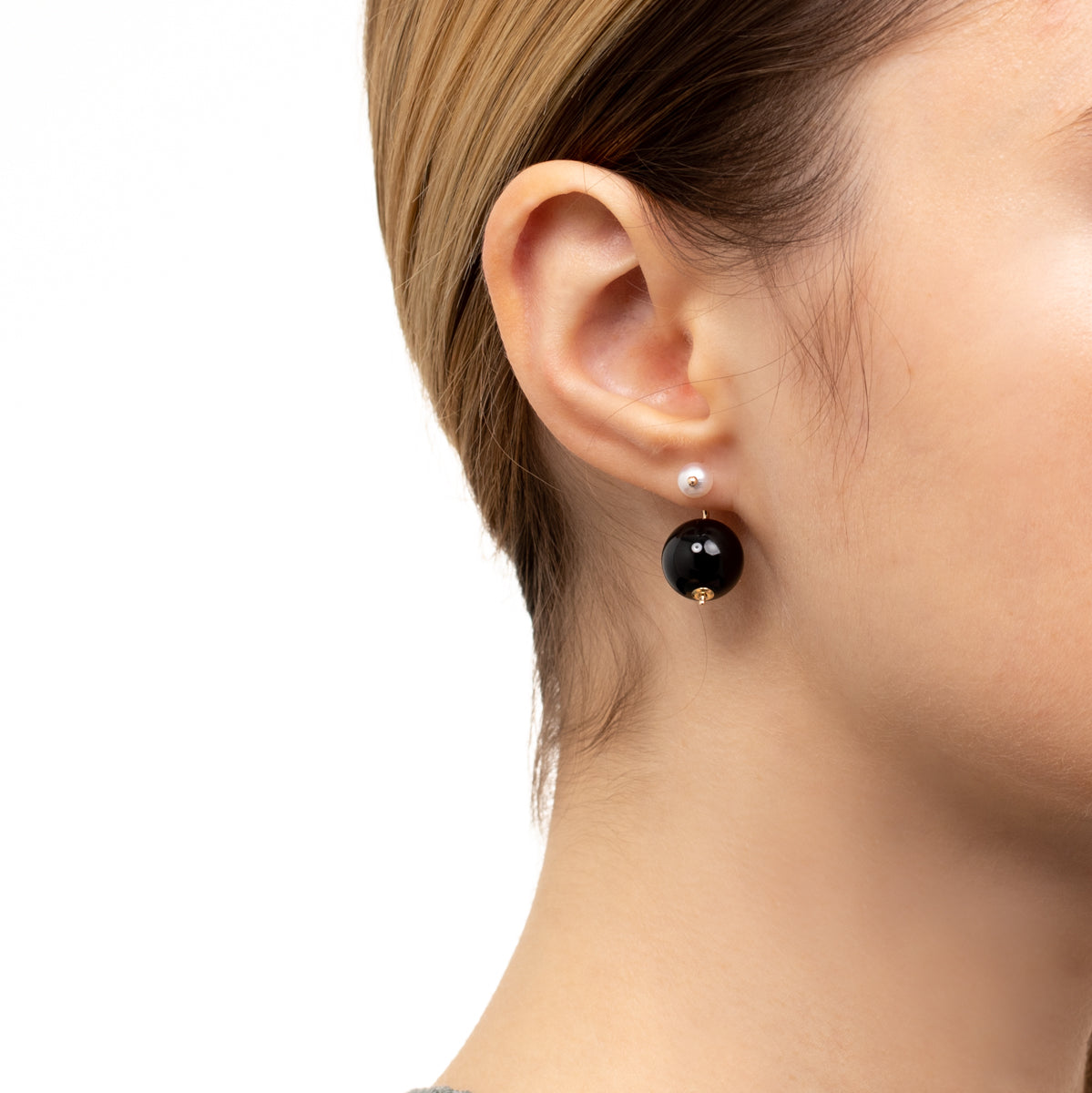 BUMBLE BEE Pearl Earring w/ Onyx Backing