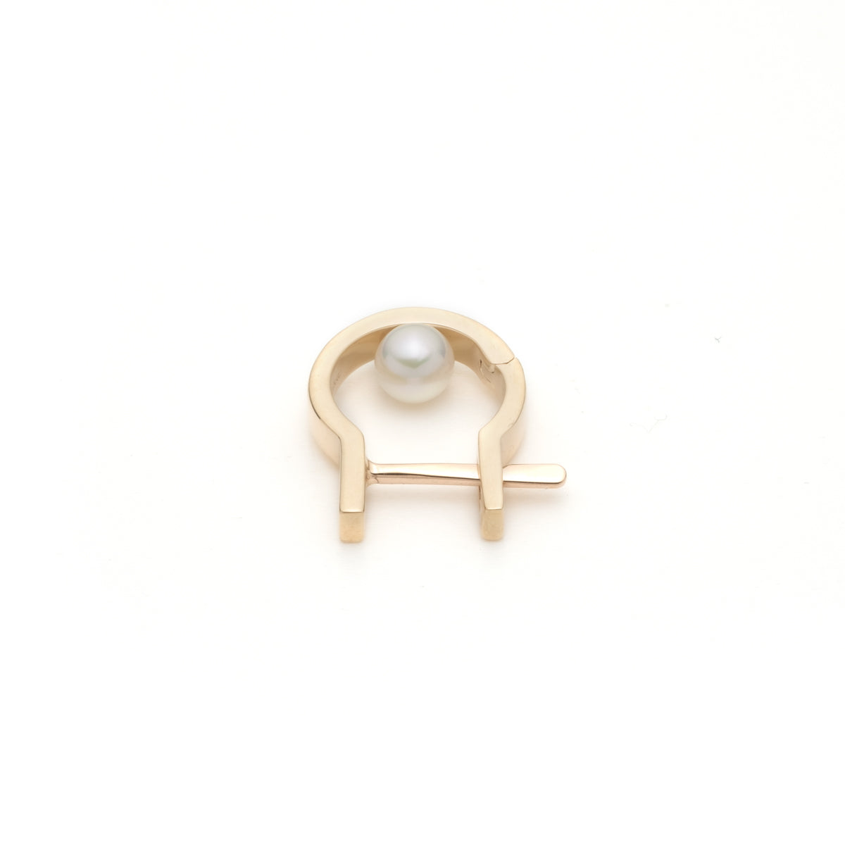 INDÚSTRIA Mini Pearl Earring