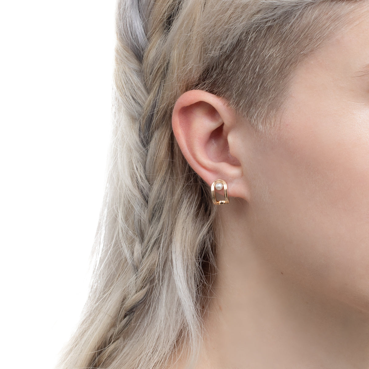 BELUGA Pearl Earring
