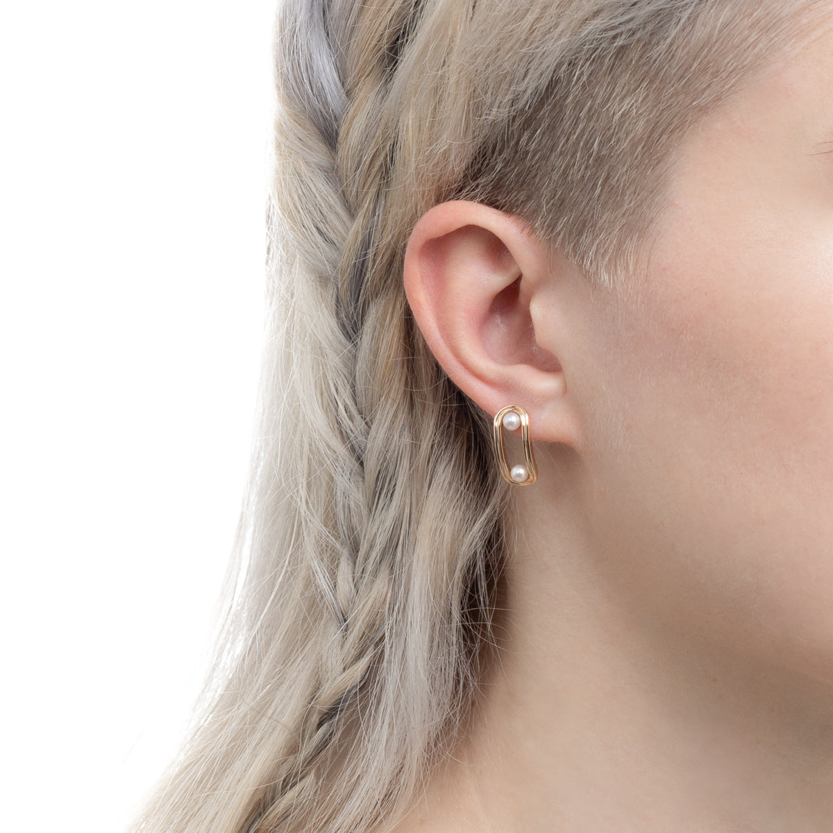 BELUGA Pearl Earring
