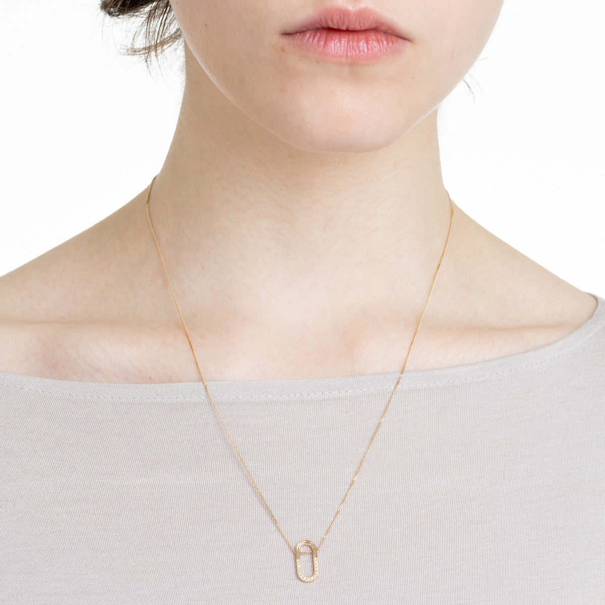 BELUGA Oblong Diamond Necklace
