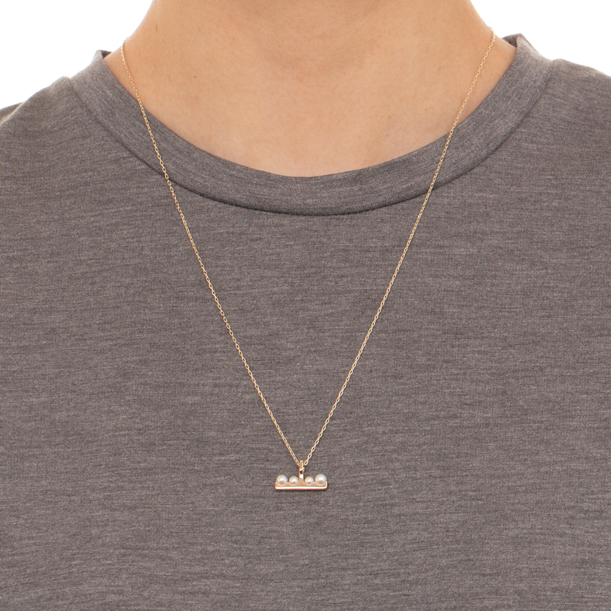 BELUGA Akoya Pearl Necklace Medium size