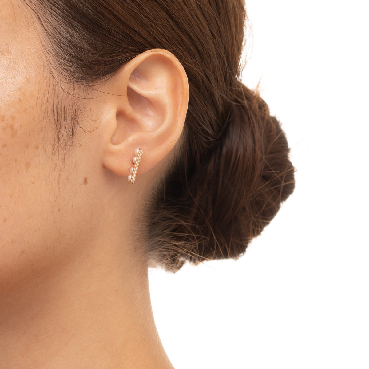 BELUGA Pearl Earring