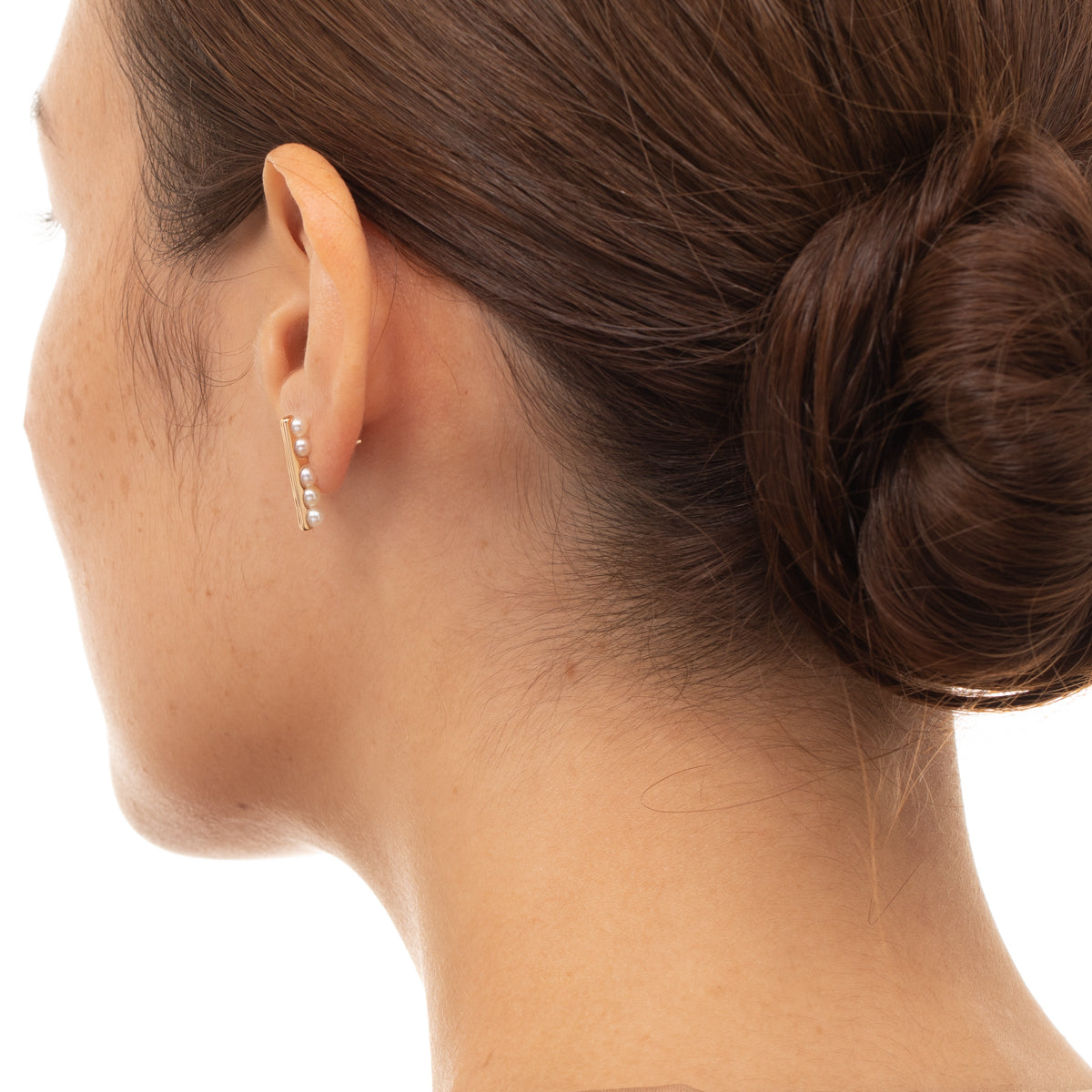 BELUGA Pearl Earring