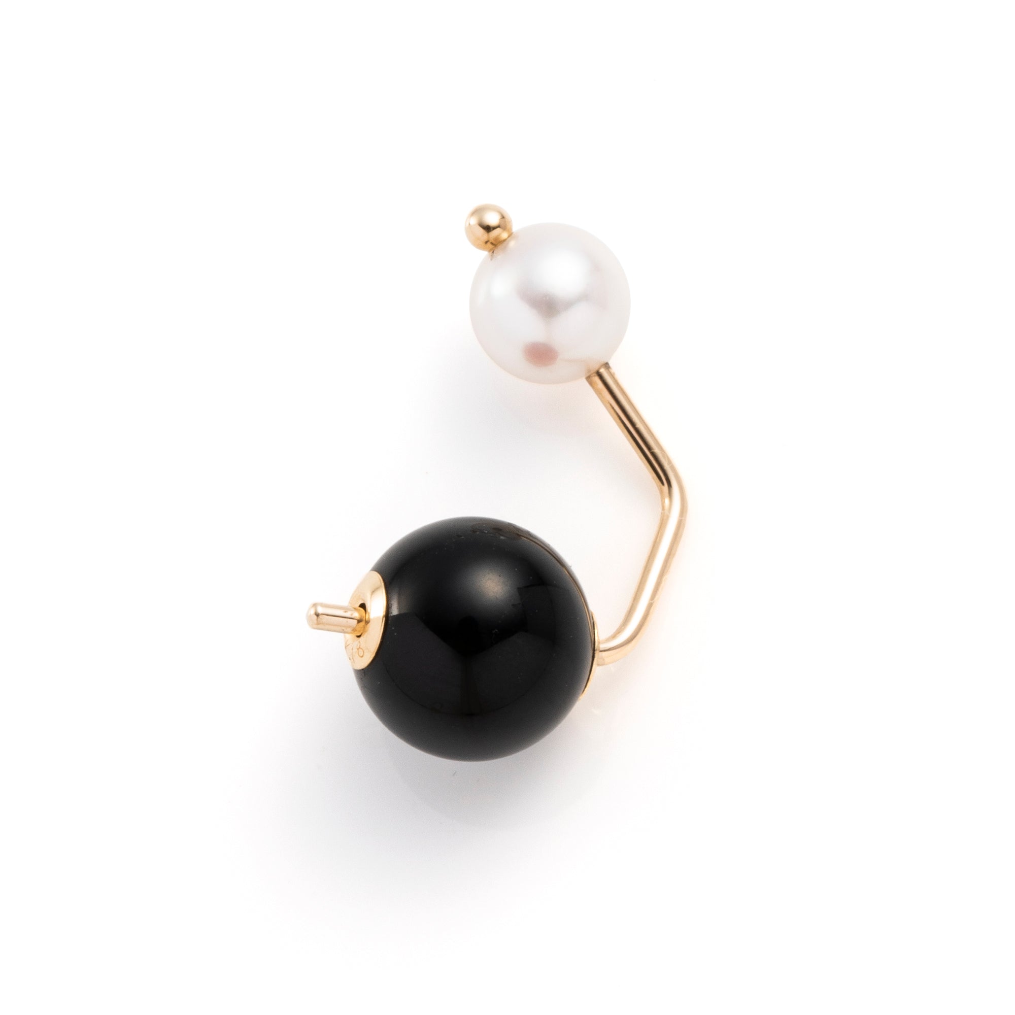 BUMBLE BEE Pearl Onyx Earring
