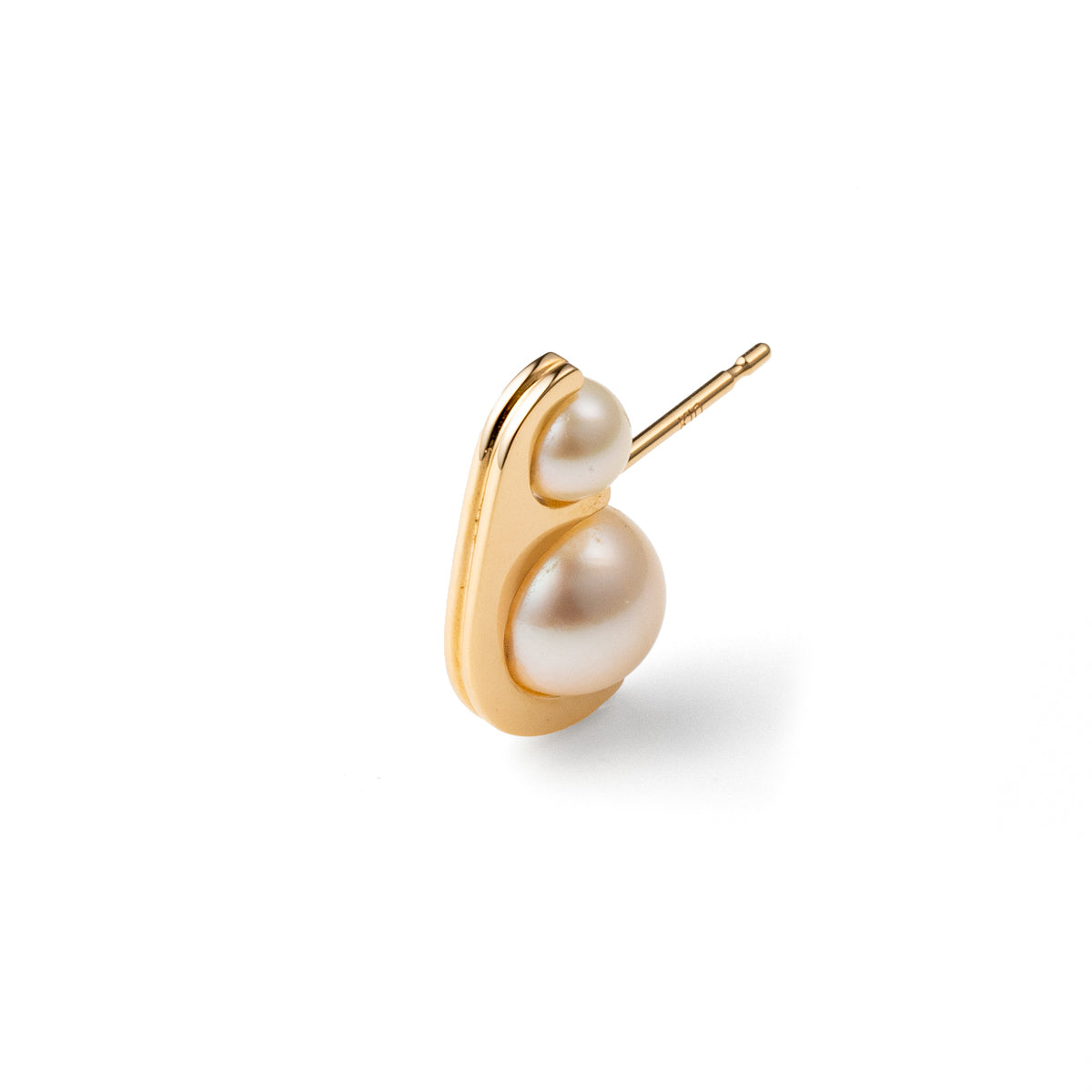BELUGA Pearl Earring