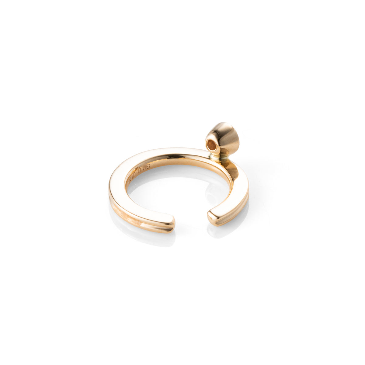 BELUGA Diamond Ear Cuff