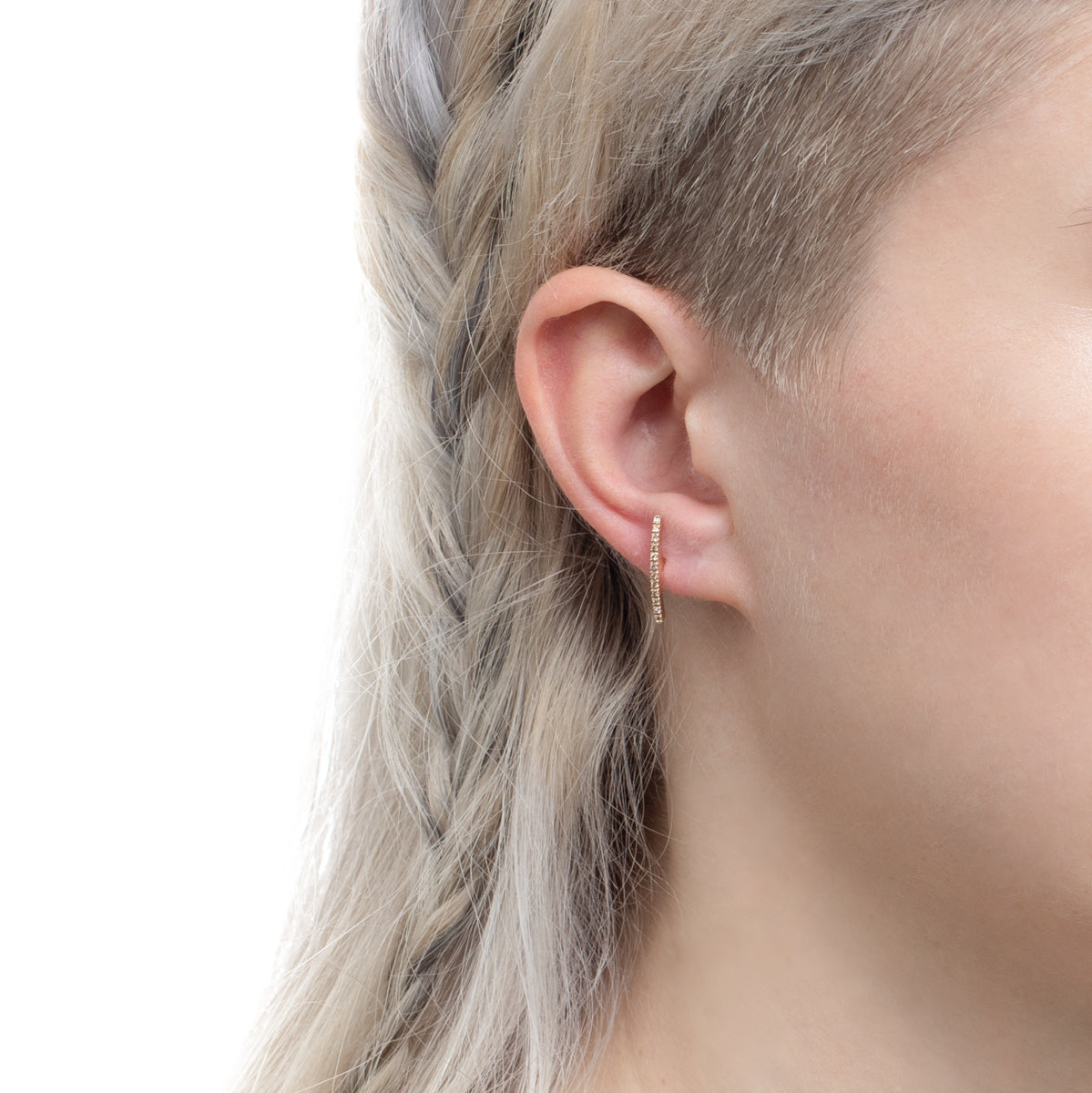 GOSSAMER Diamond Short Bar Earring