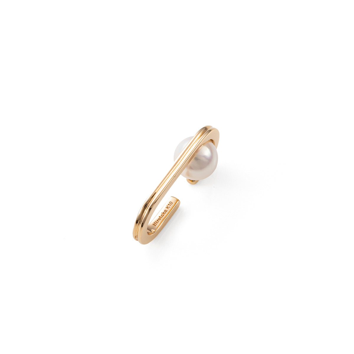 BELUGA Pearl Ear Cuff