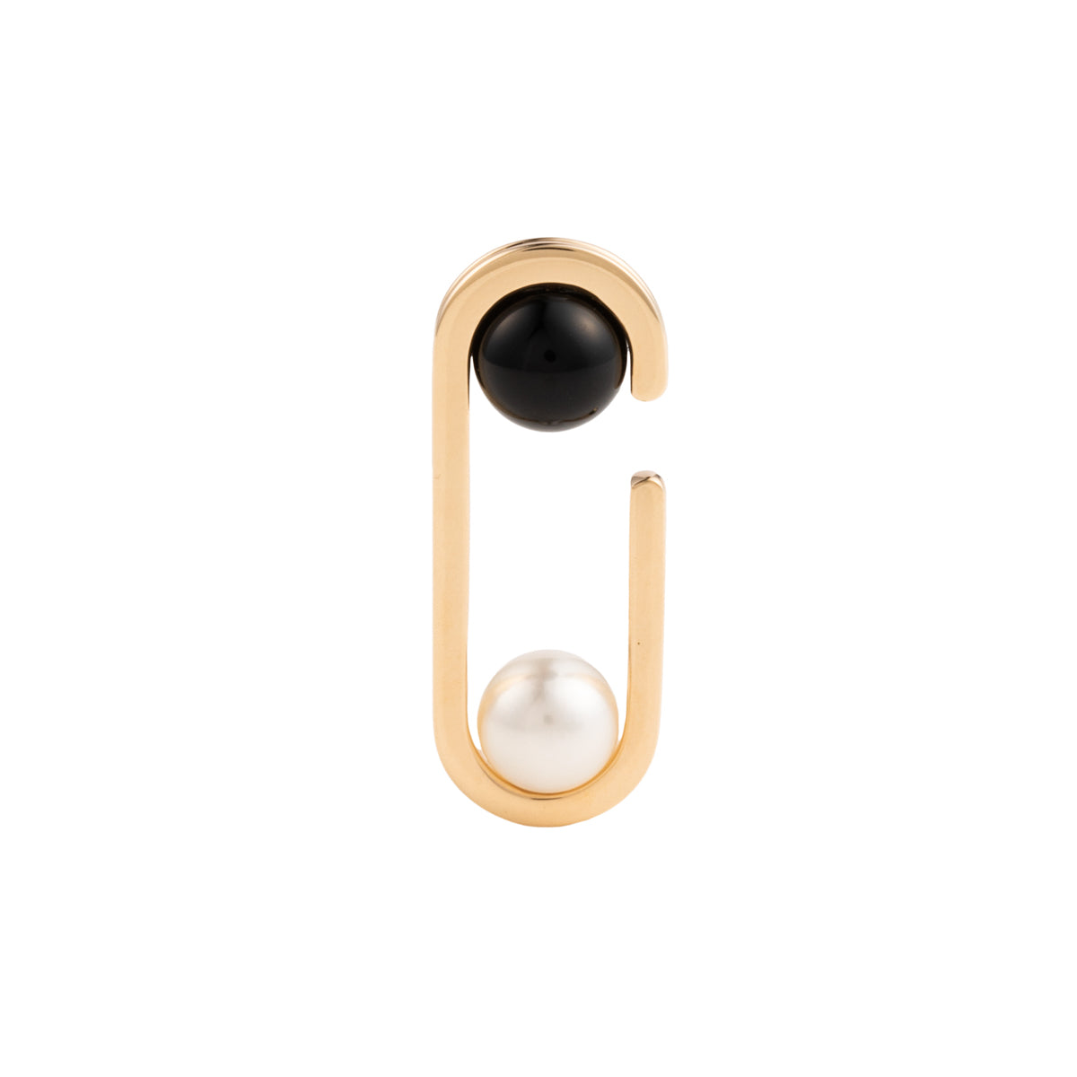 BELUGA Onyx Pearl Ear Cuff