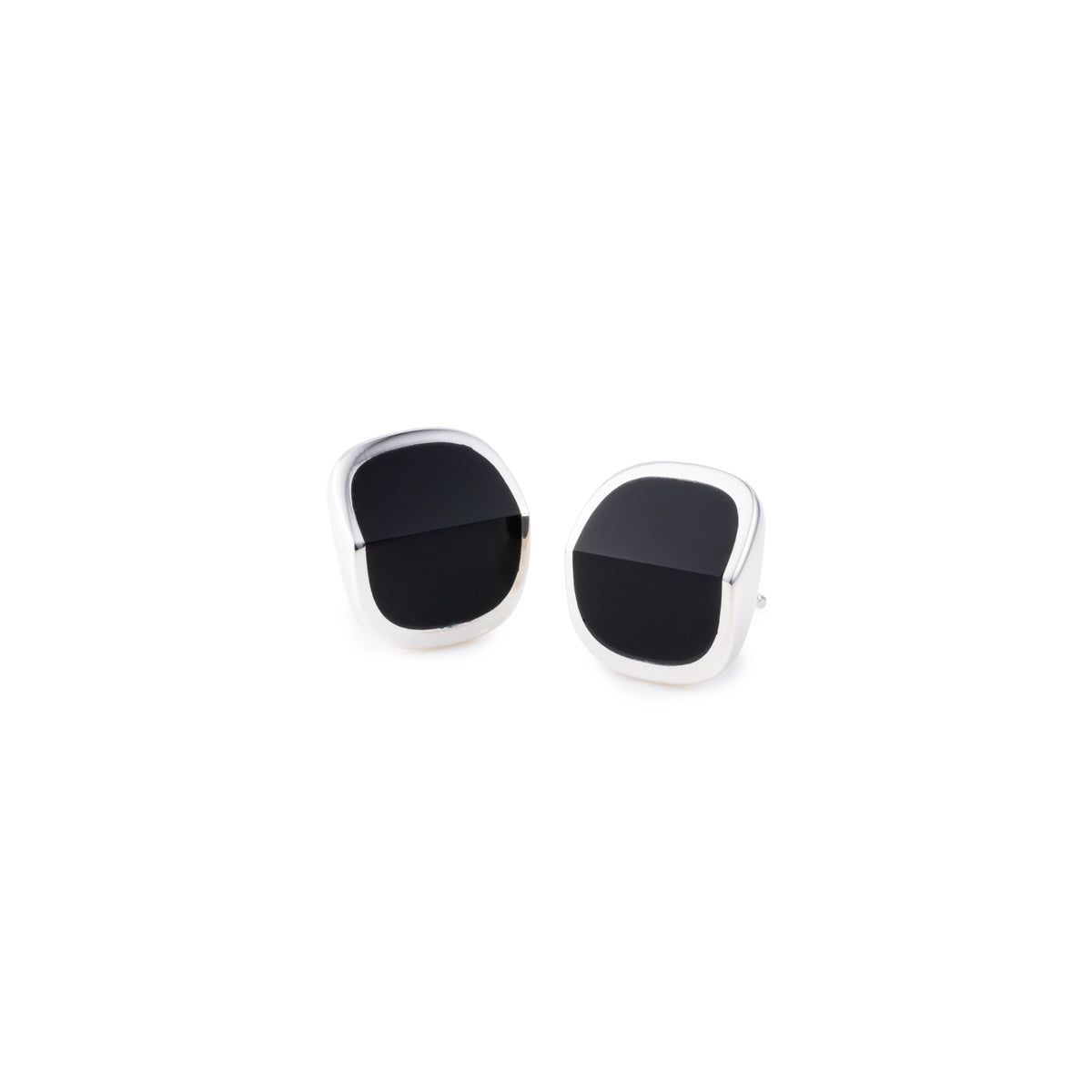 EQUINOX-Pyramid Onyx Earring