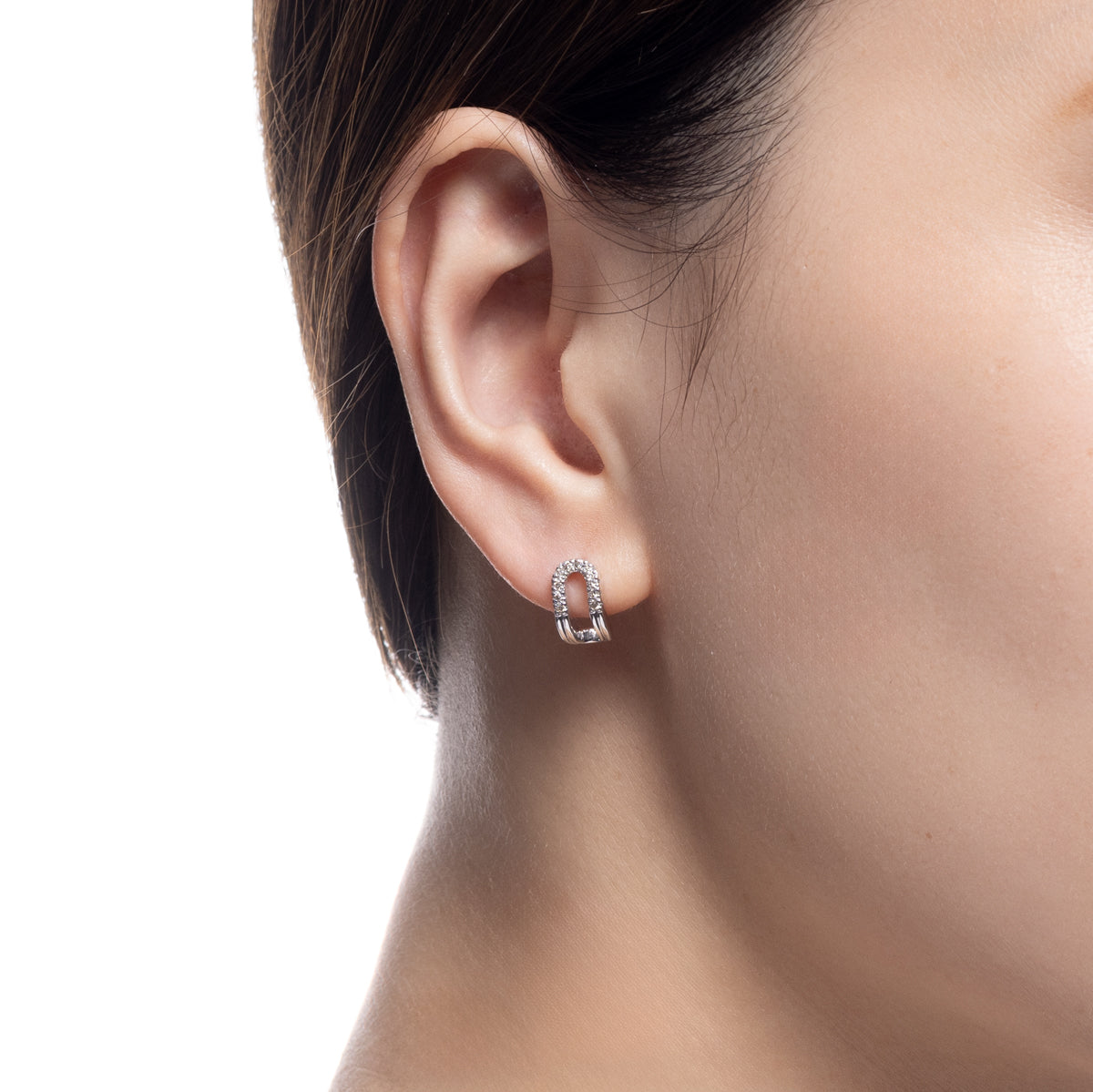 BELUGA Oblong Diamond Earring