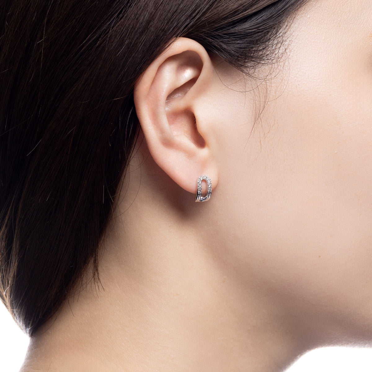 BELUGA Oblong Diamond Earring