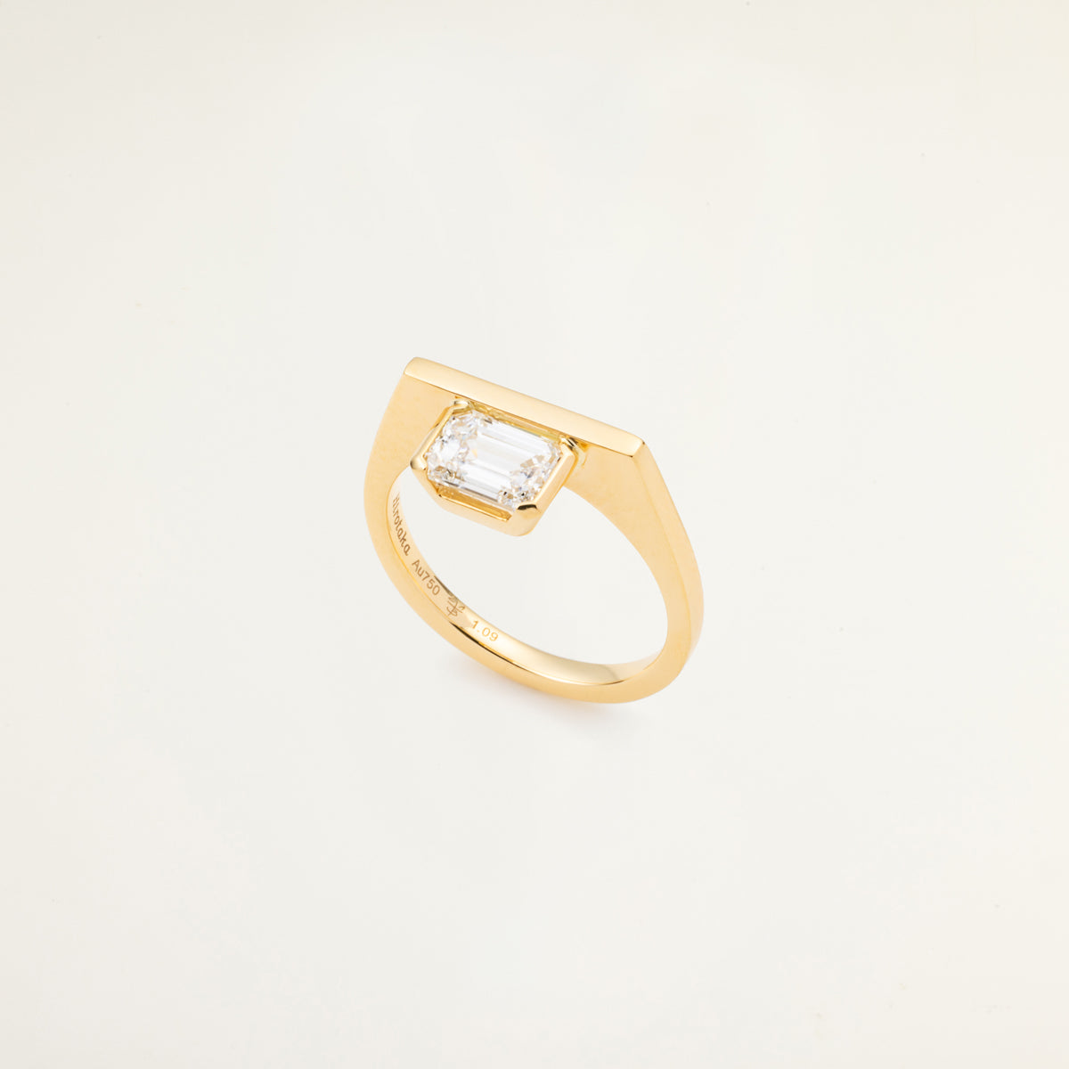 L.a.brown HYPNOTIC Emerald Cut Diamond Ring