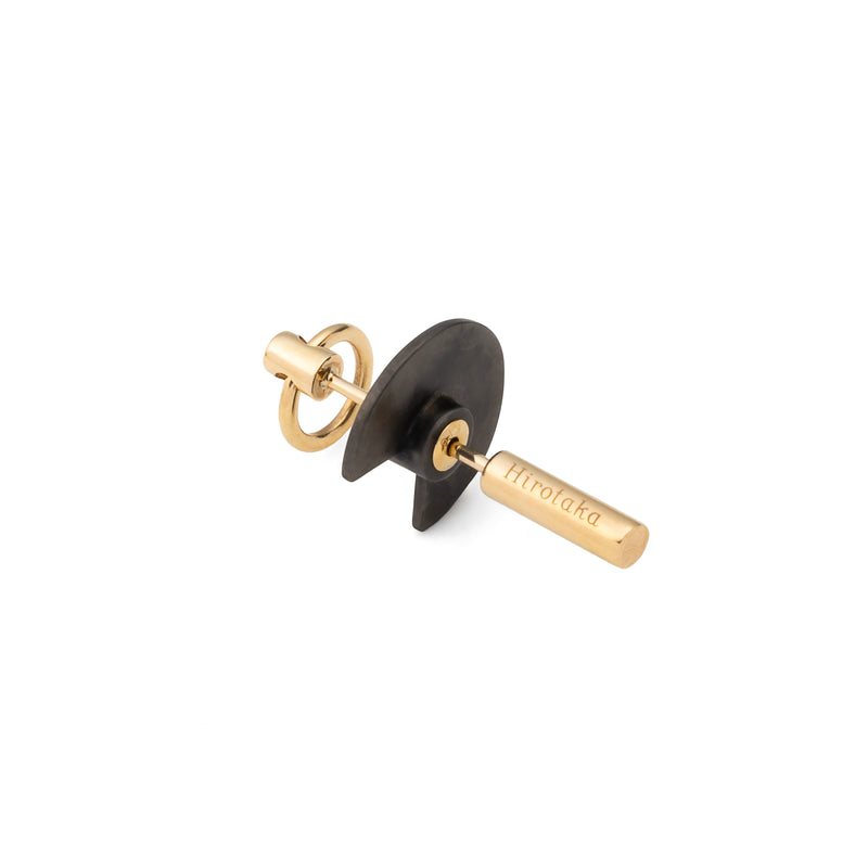 SPEAR Door Knocker Earring Small size, Black Bird Disk