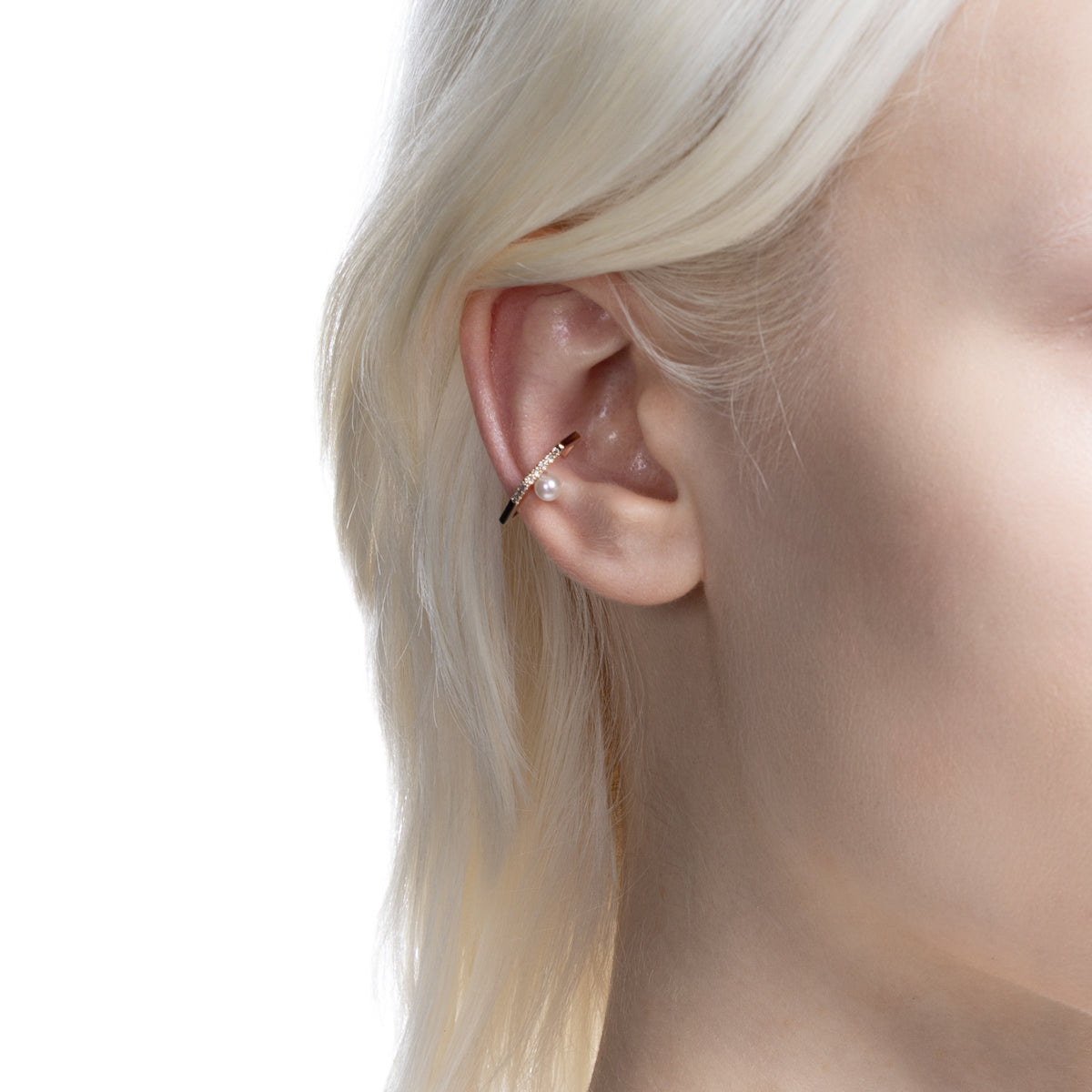 MANHATTAN Polygon Diamond Akoa Pearl Ear Cuff