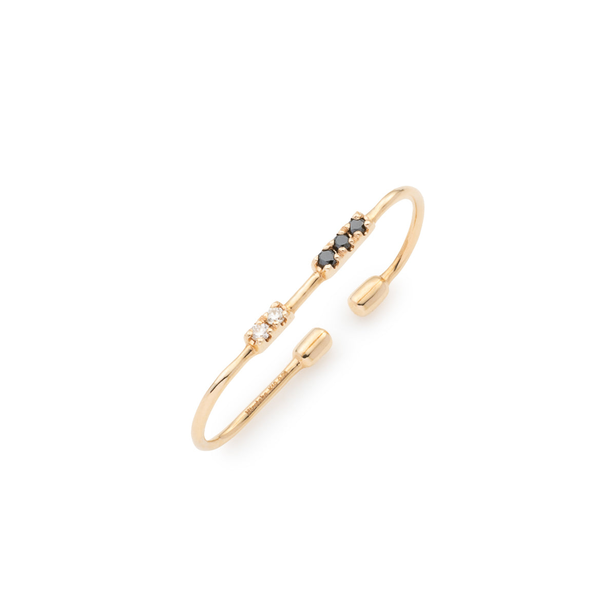 MIRÓ Black and White Diamond Ear Cuff Medium size