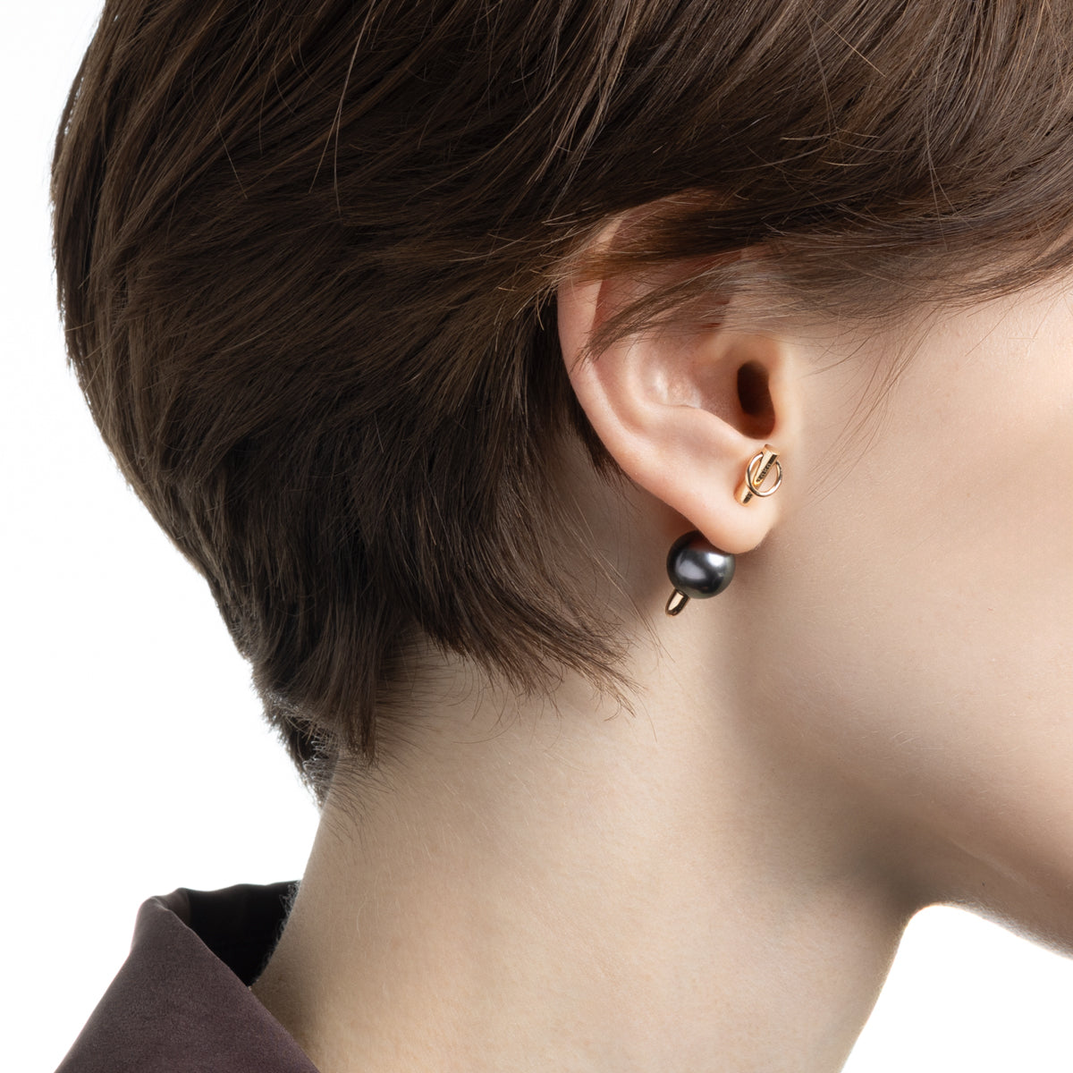 PUNCTURE Back Spear Door Knocker Tahiti Pearl Earring